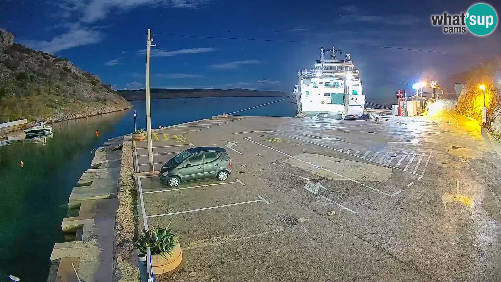 Webcam Prizna ferry port to Pag island