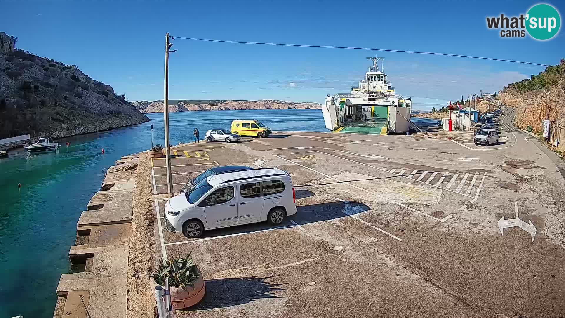 Webcam Prizna ferry port to Pag island