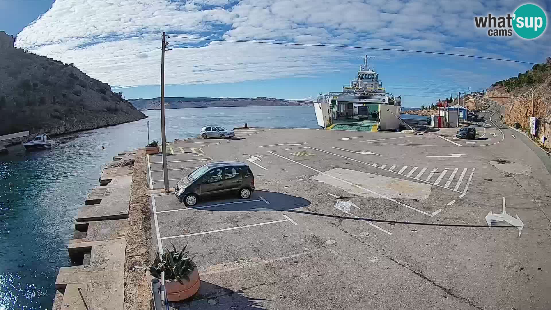 Webcam Prizna ferry port to Pag island