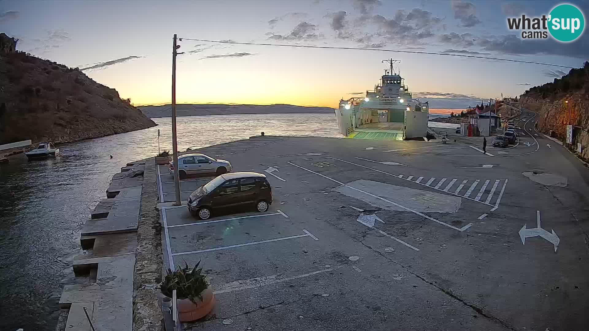 Webcam Fährhafen Prizna – zur Insel Pag