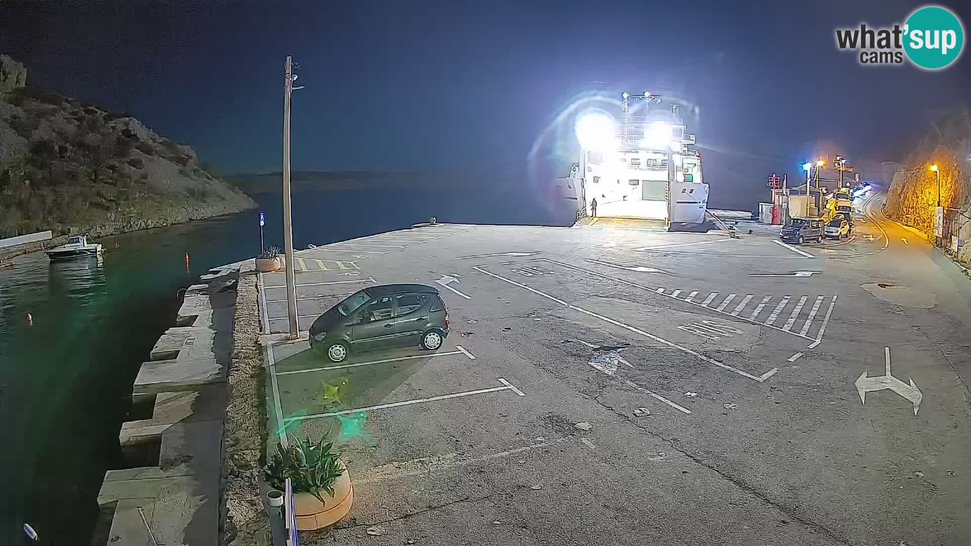 Webcam Prizna ferry port to Pag island