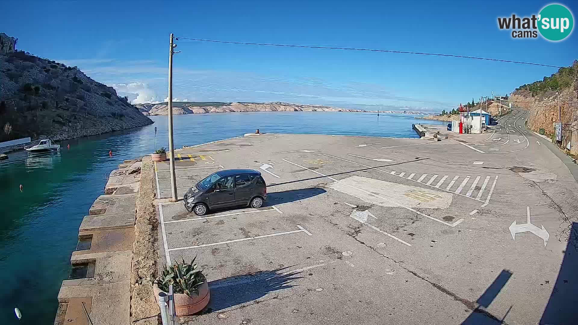 Webcam Prizna ferry port to Pag island
