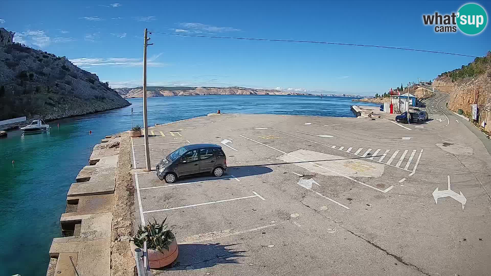 Webcam Prizna ferry port to Pag island