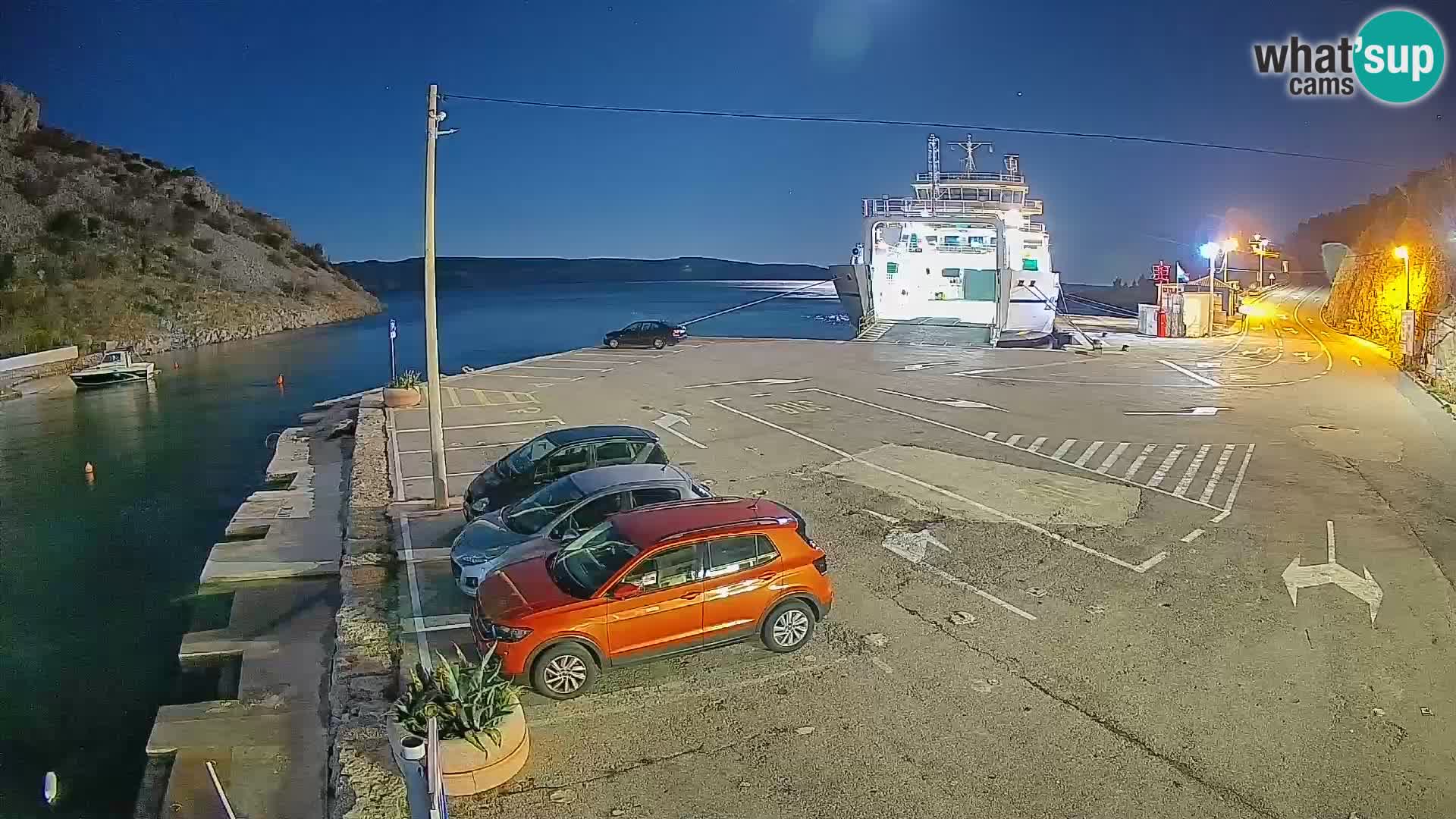 Webcam Prizna ferry port to Pag island