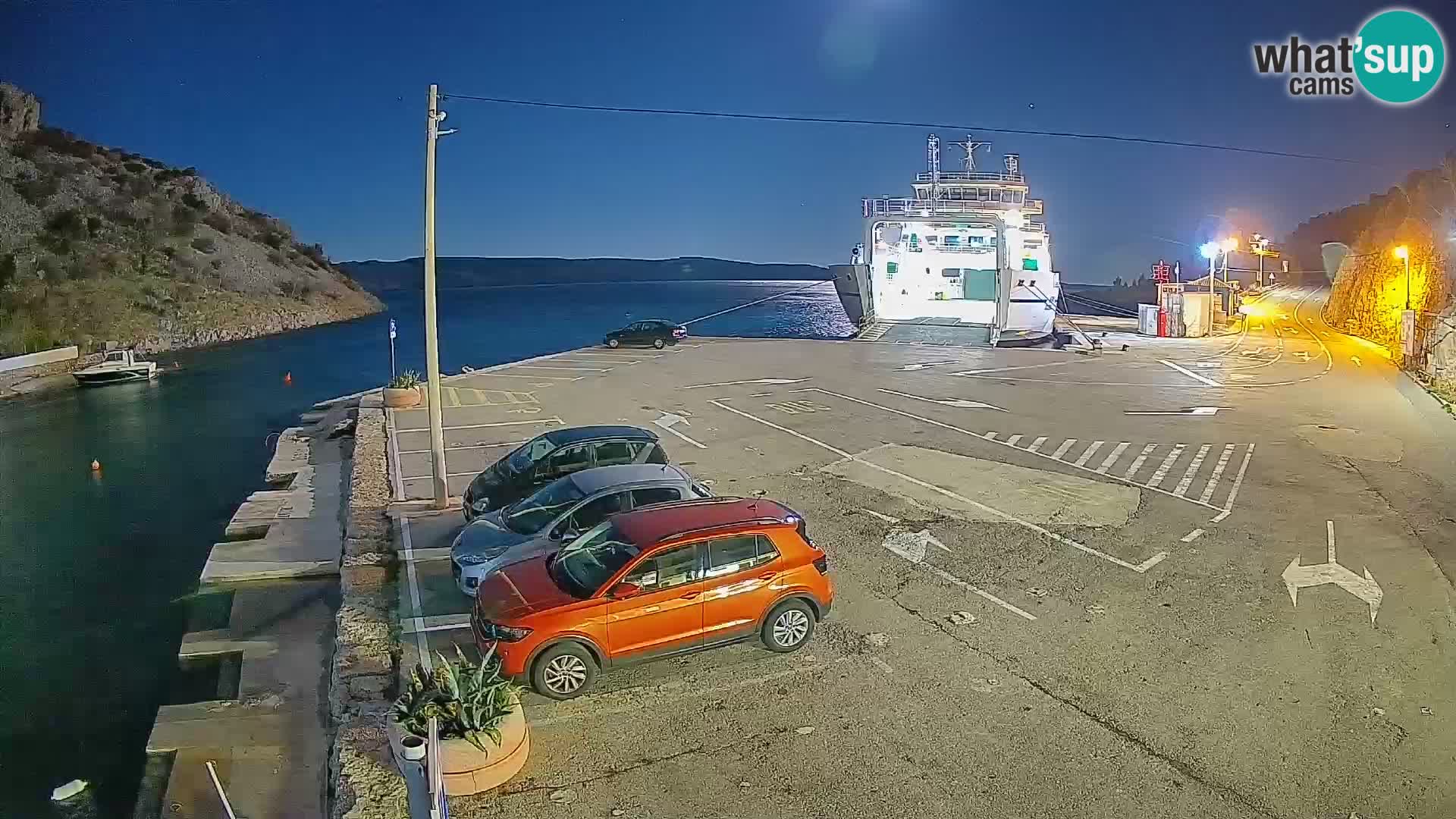 Webcam Prizna ferry port to Pag island