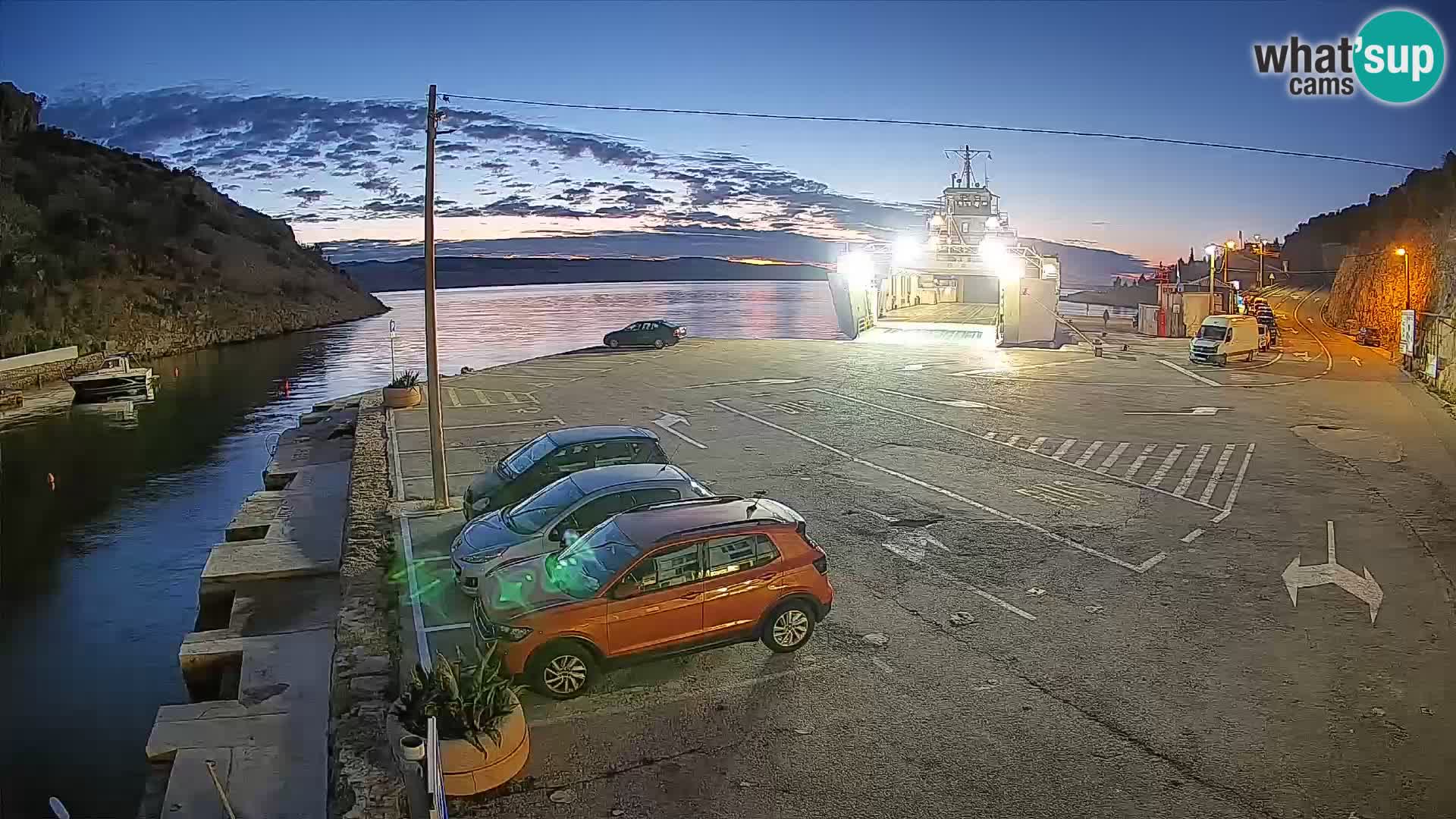 Webcam Fährhafen Prizna – zur Insel Pag