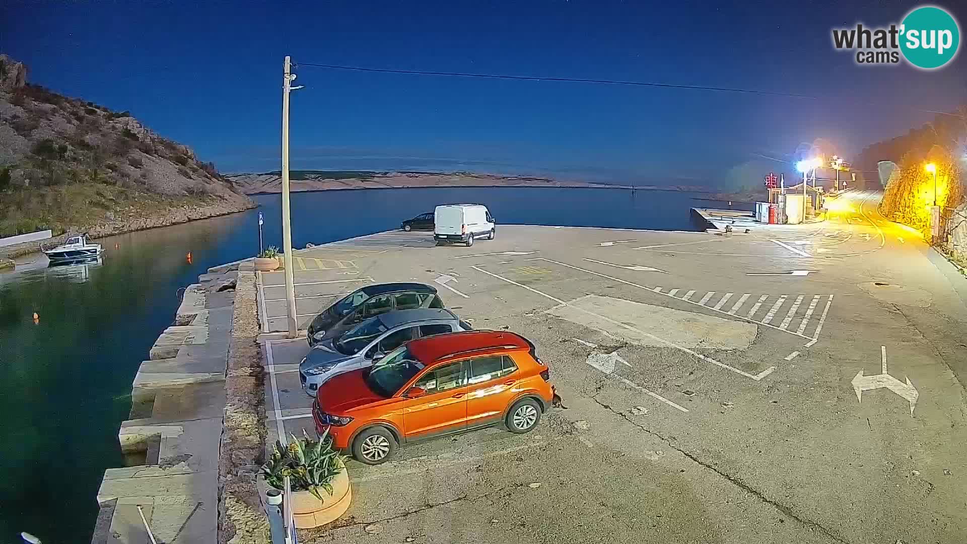 Webcam Prizna ferry port to Pag island