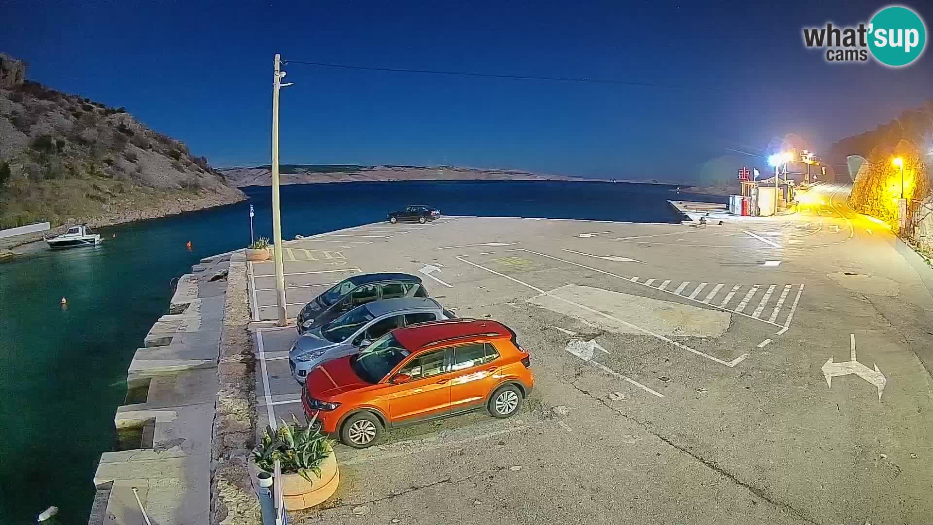 Webcam port de ferry de Prizna – vers l’île de Pag