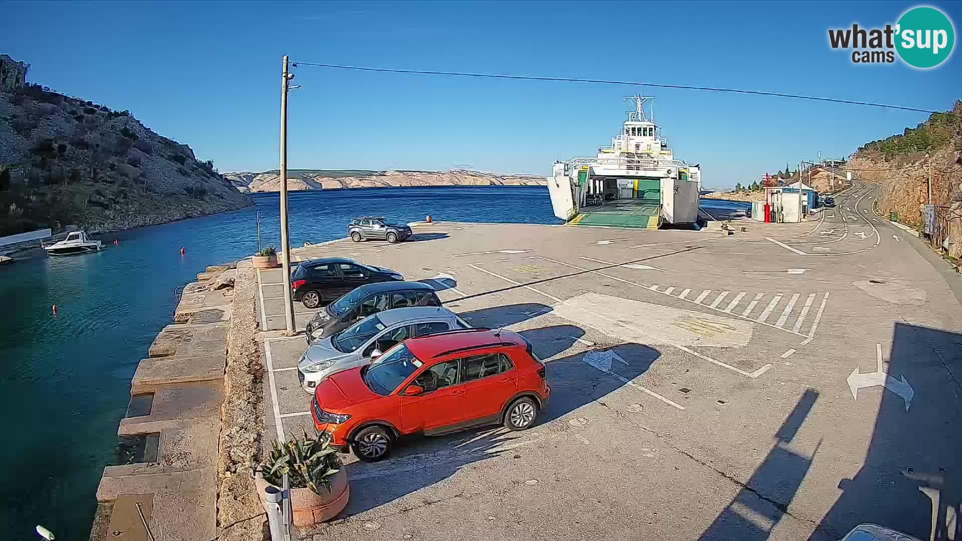 Webcam port de ferry de Prizna – vers l’île de Pag