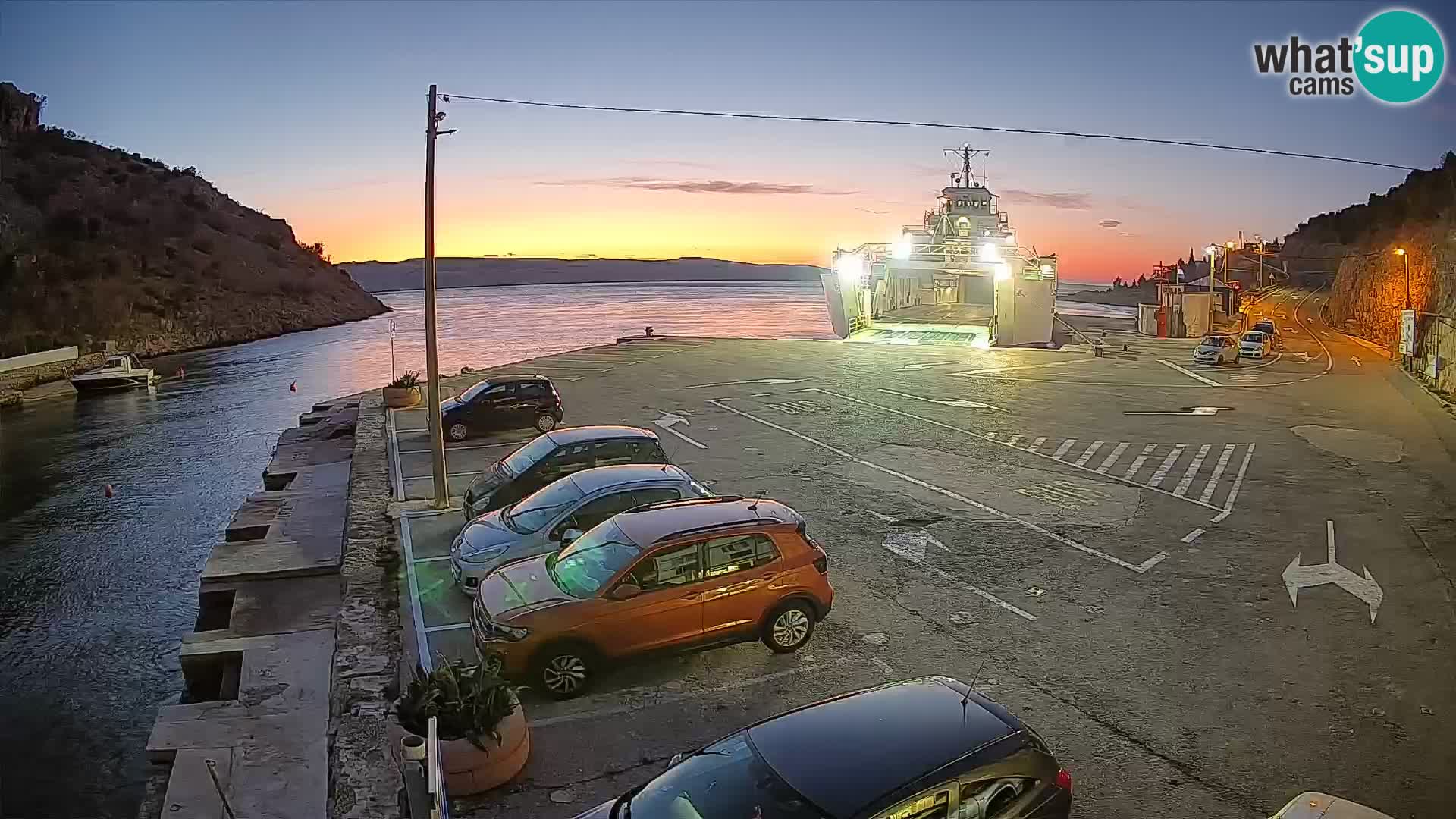 Webcam Fährhafen Prizna – zur Insel Pag