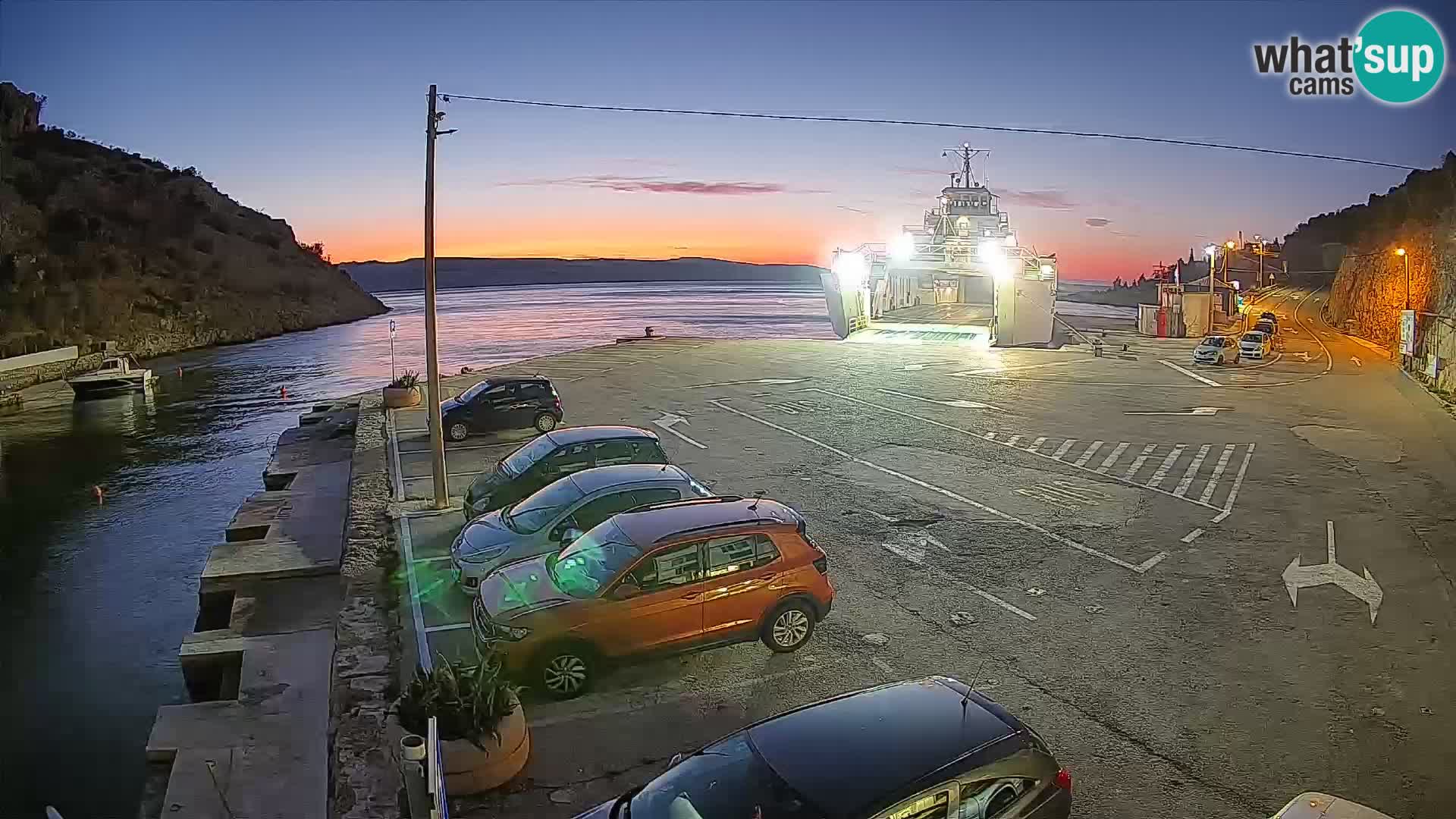 Webcam port de ferry de Prizna – vers l’île de Pag