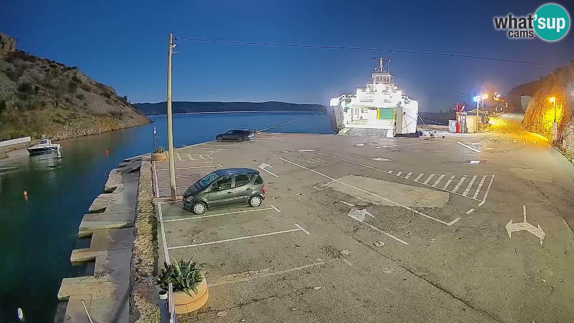 Webcam port de ferry de Prizna – vers l’île de Pag