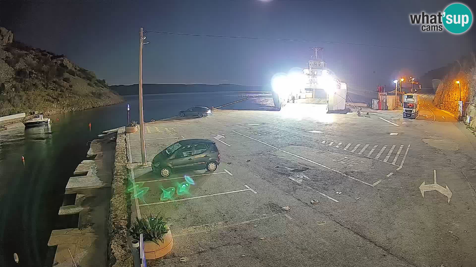 Webcam Prizna ferry port to Pag island