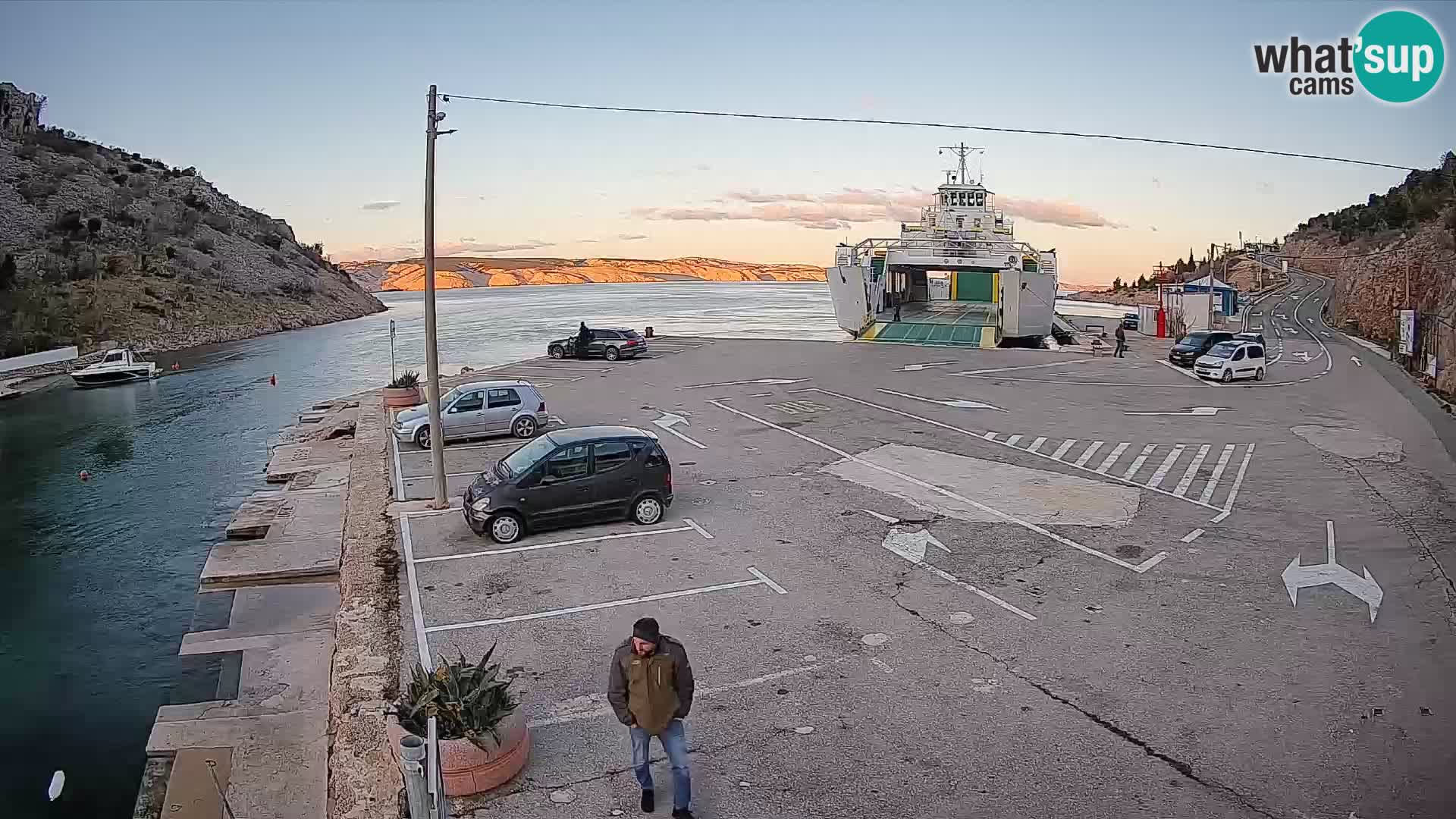 Webcam porto traghetti di Prizna – per l’isola di Pag