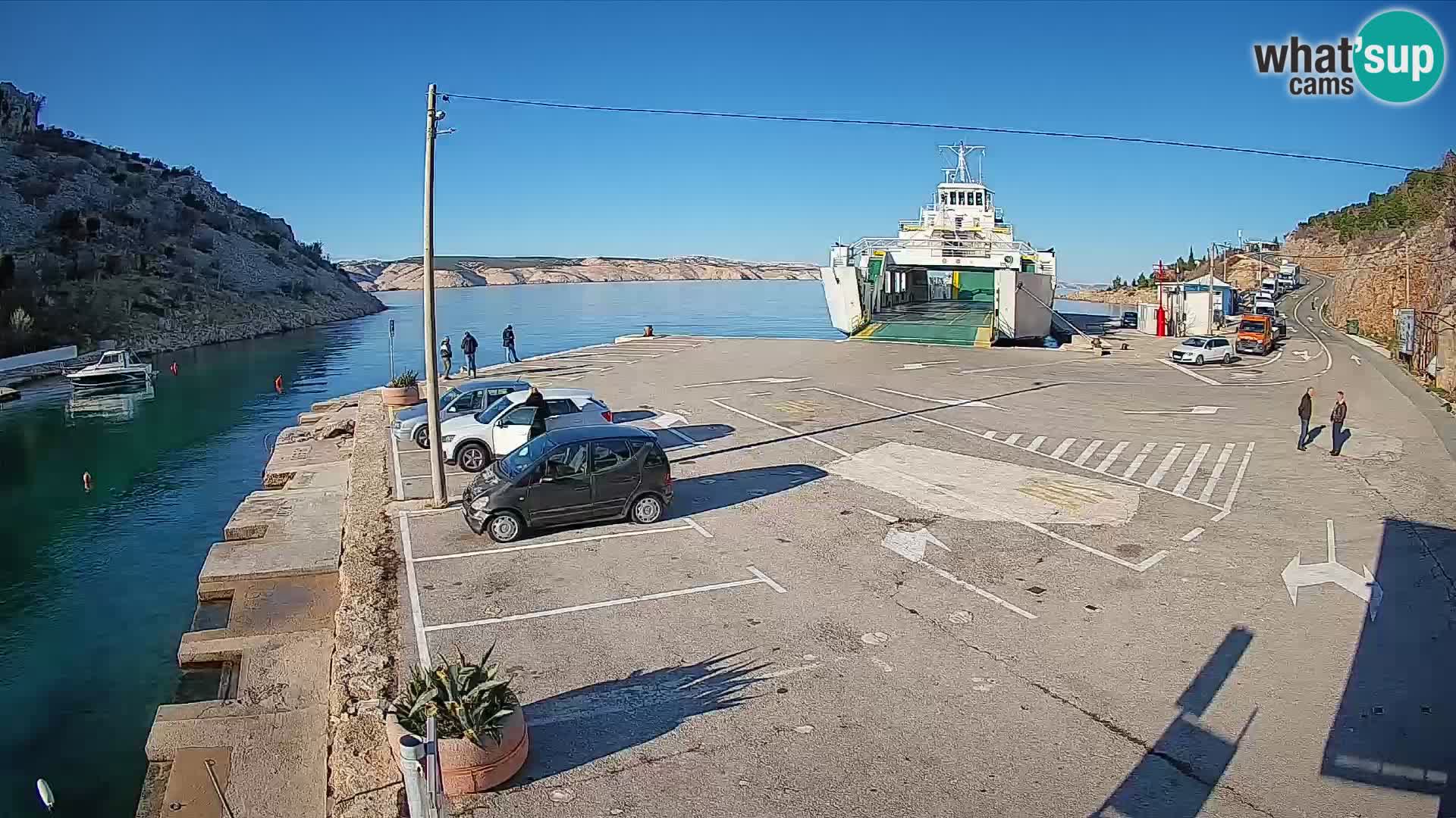 Webcam Prizna ferry port to Pag island