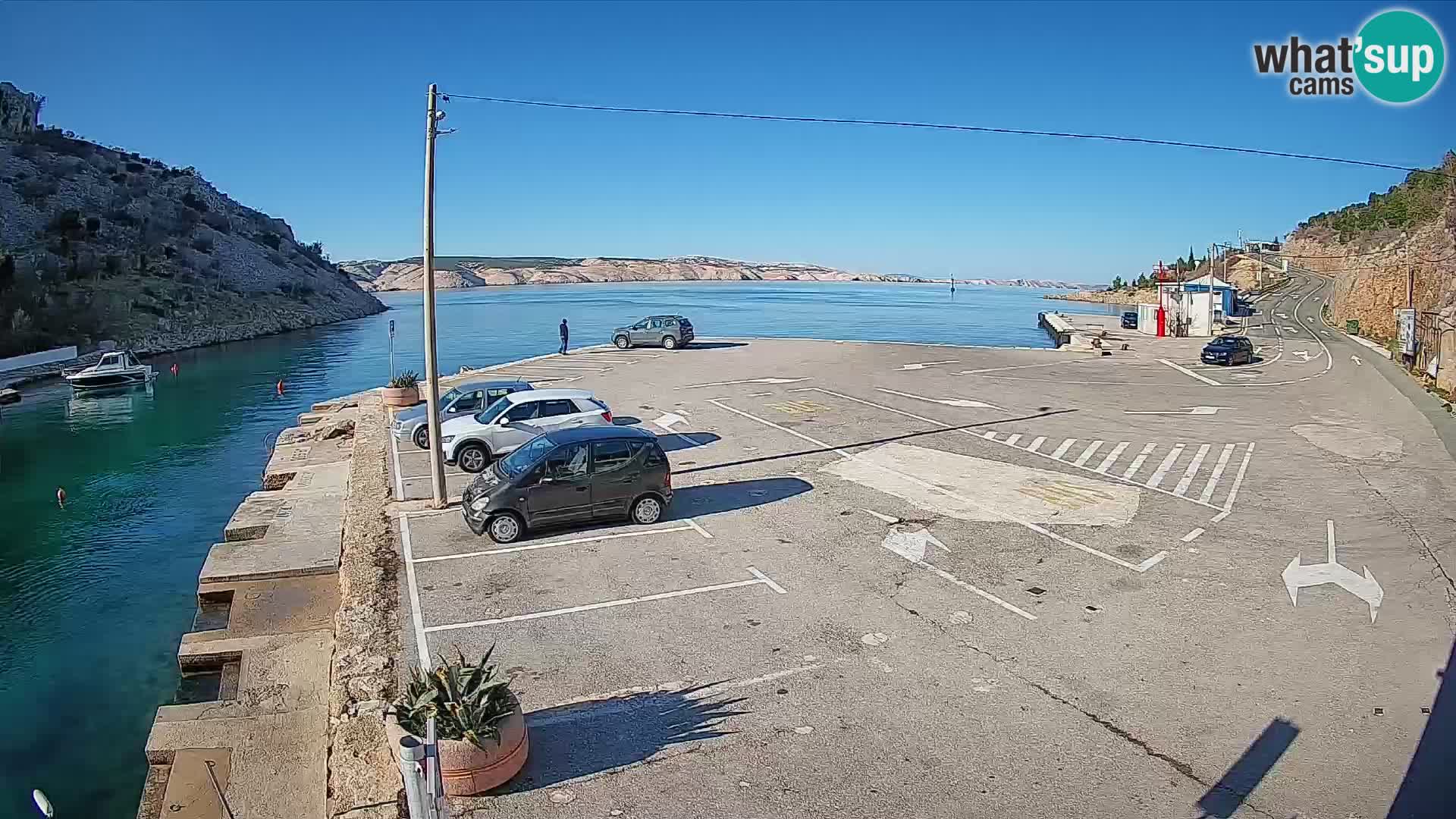Webcam Prizna ferry port to Pag island