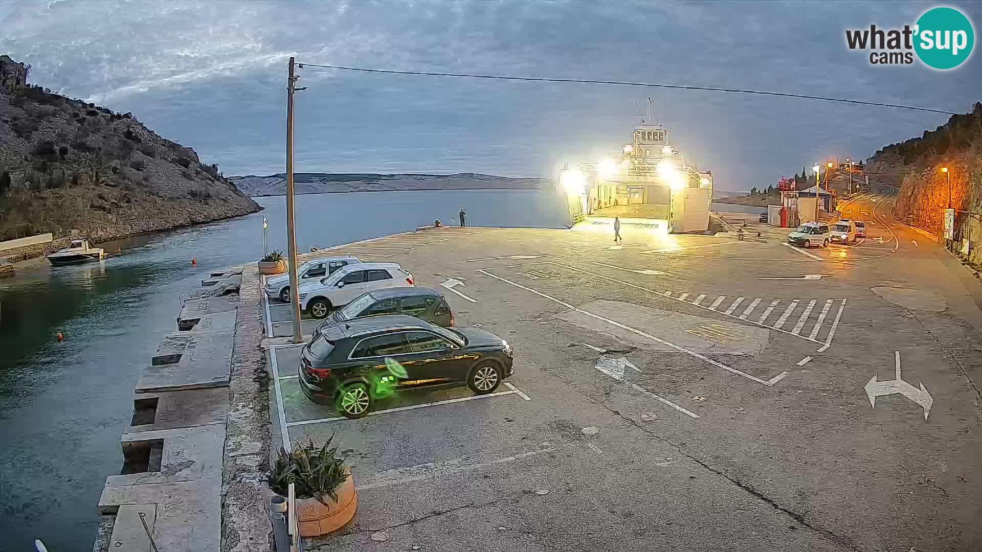 Webcam Prizna ferry port to Pag island