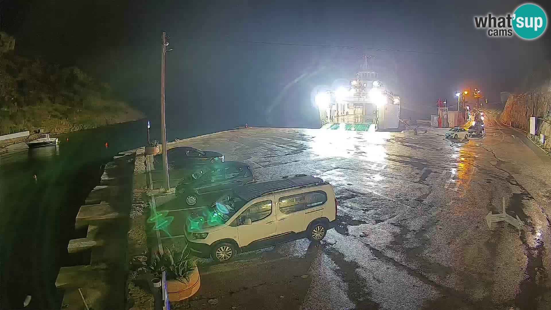 Webcam port de ferry de Prizna – vers l’île de Pag