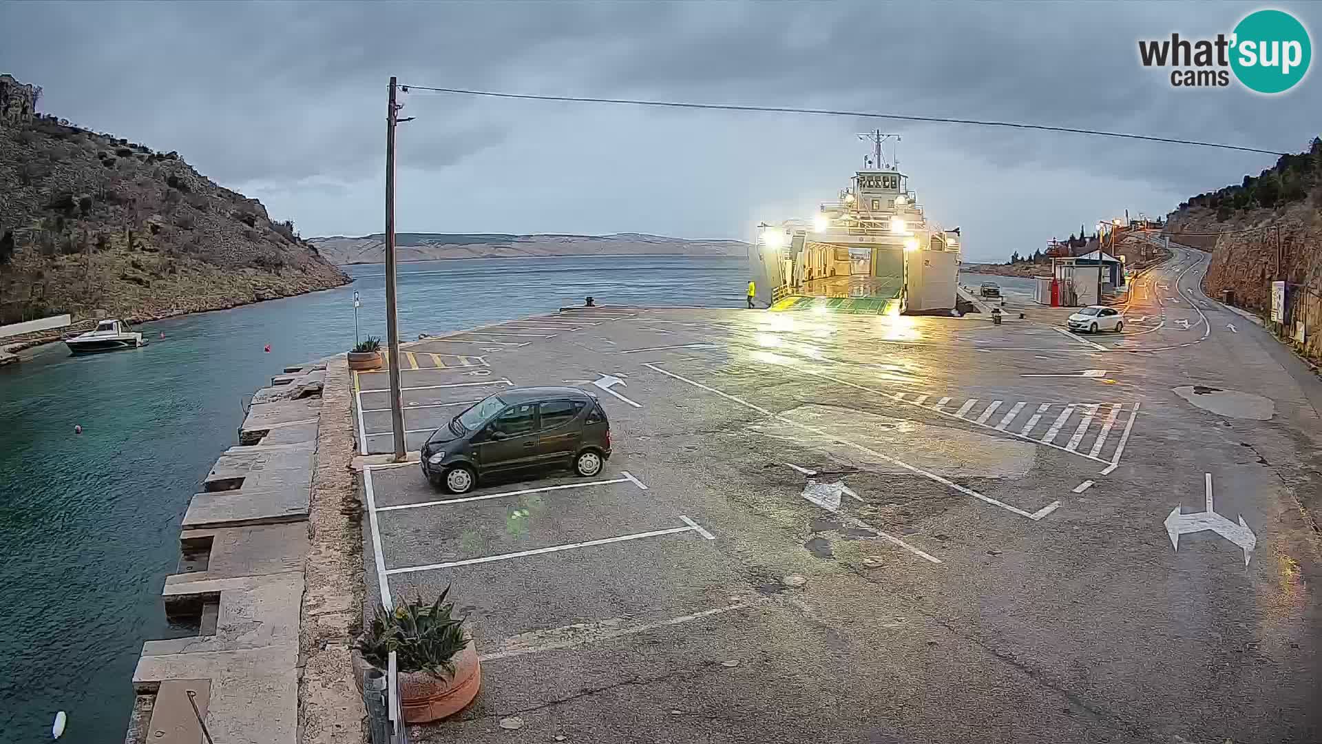 Webcam Fährhafen Prizna – zur Insel Pag