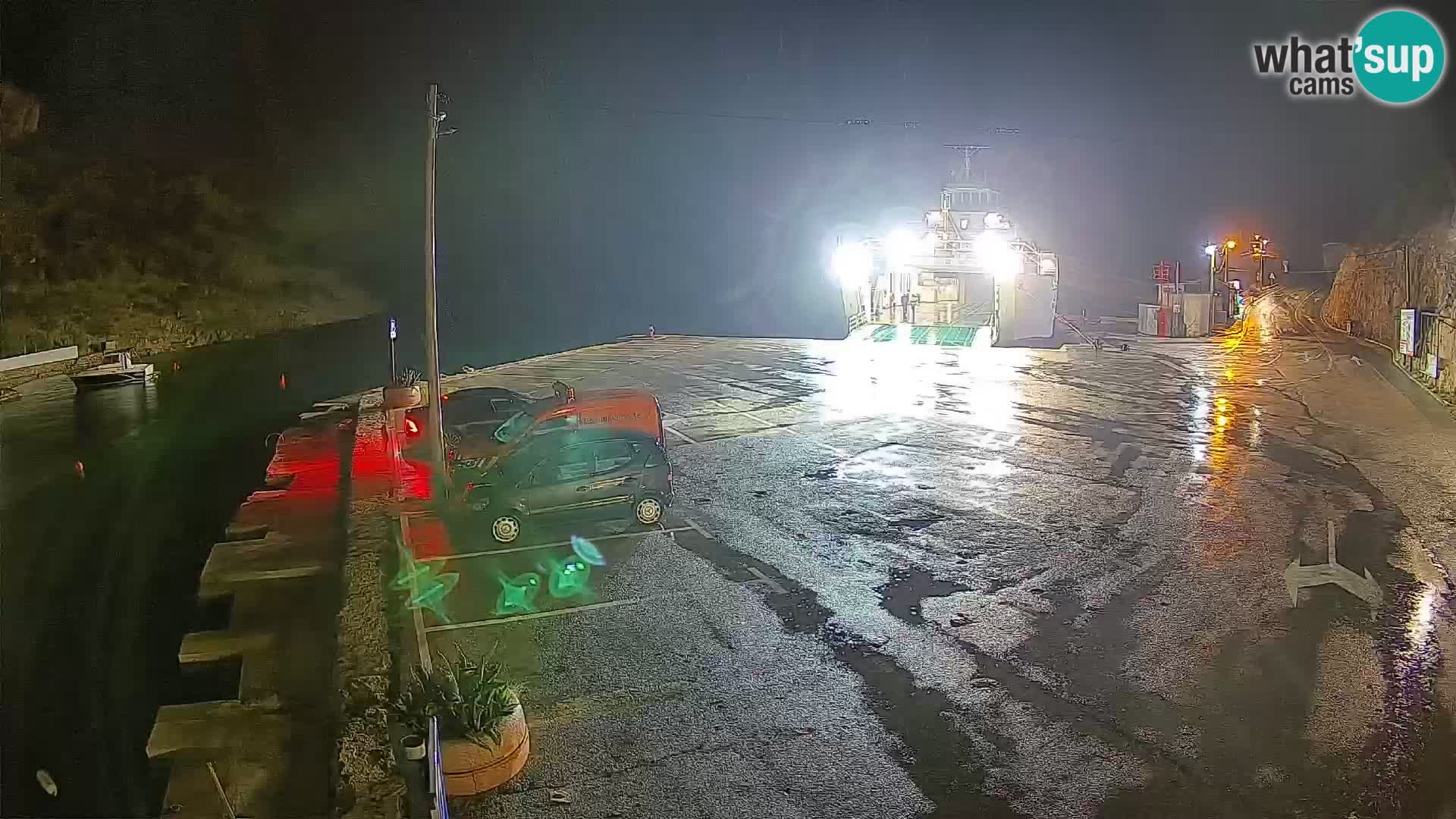 Web kamera trajektna luka Prizna – prema otoku Pag