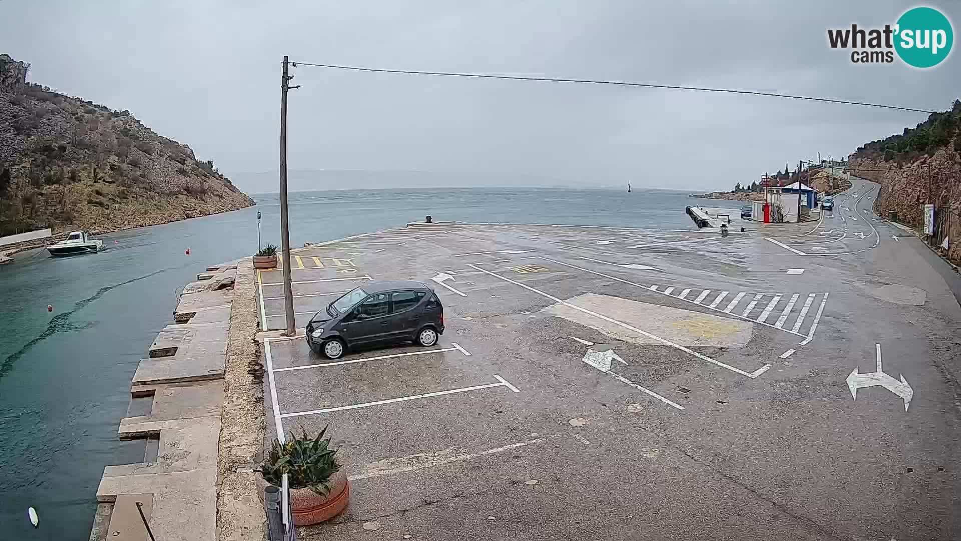 Webcam Prizna ferry port to Pag island