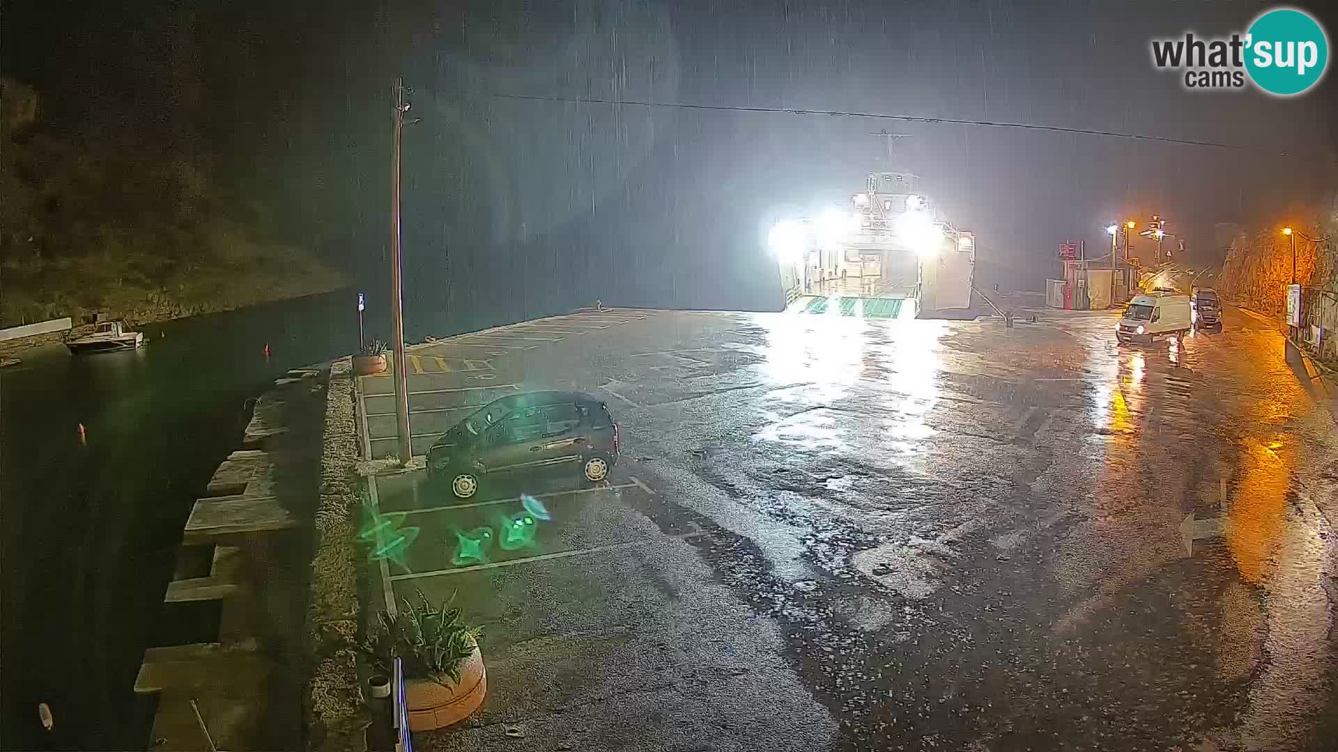 Webcam Prizna ferry port to Pag island