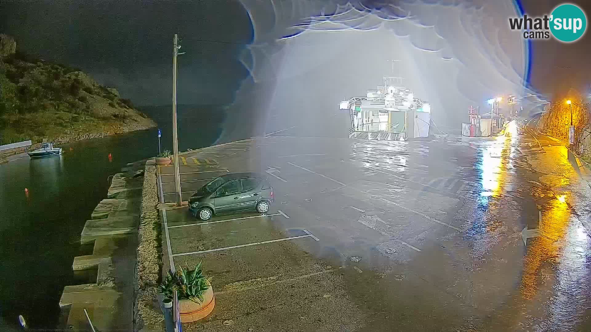 Webcam Prizna ferry port to Pag island