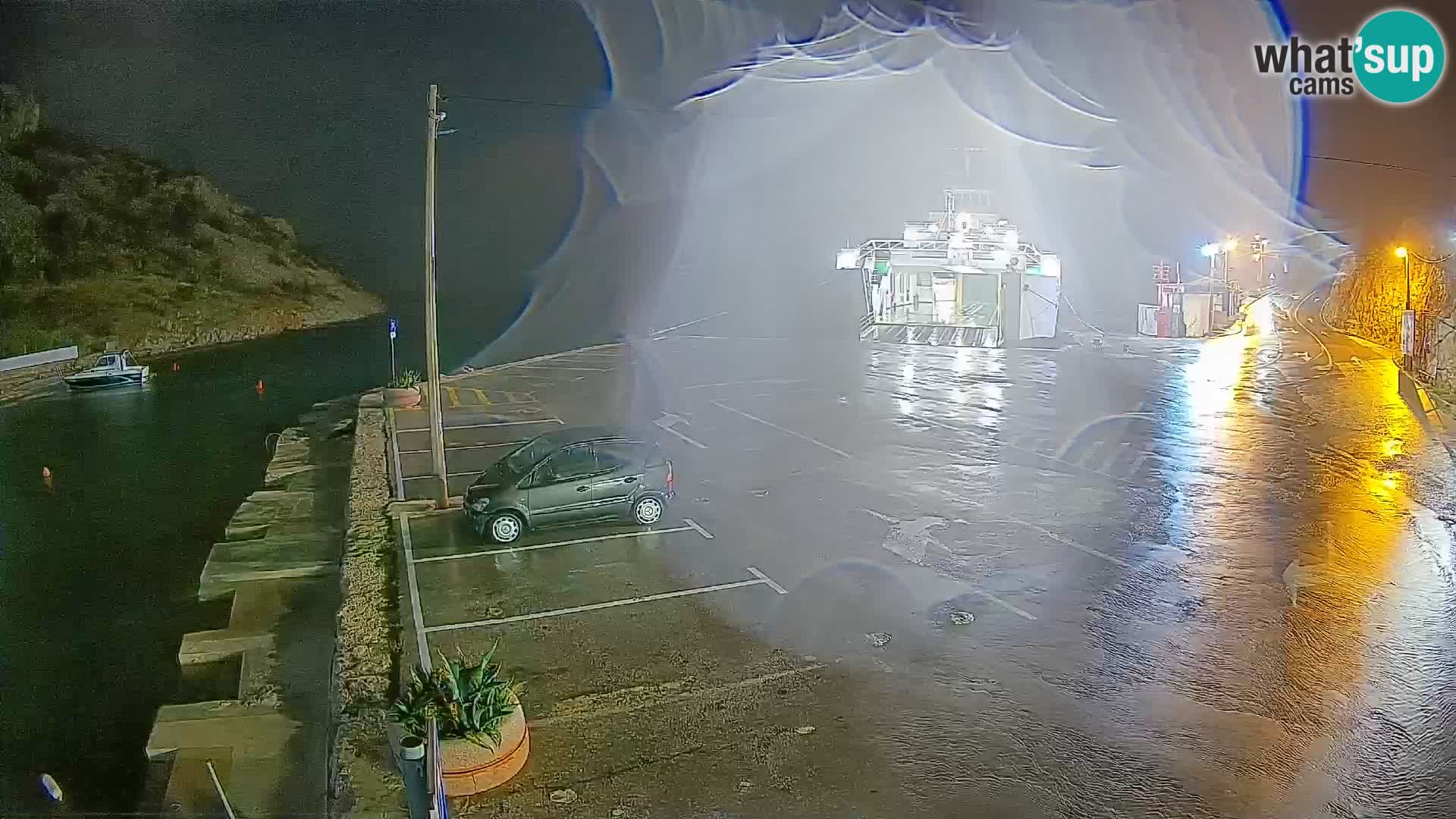 Webcam Prizna ferry port to Pag island