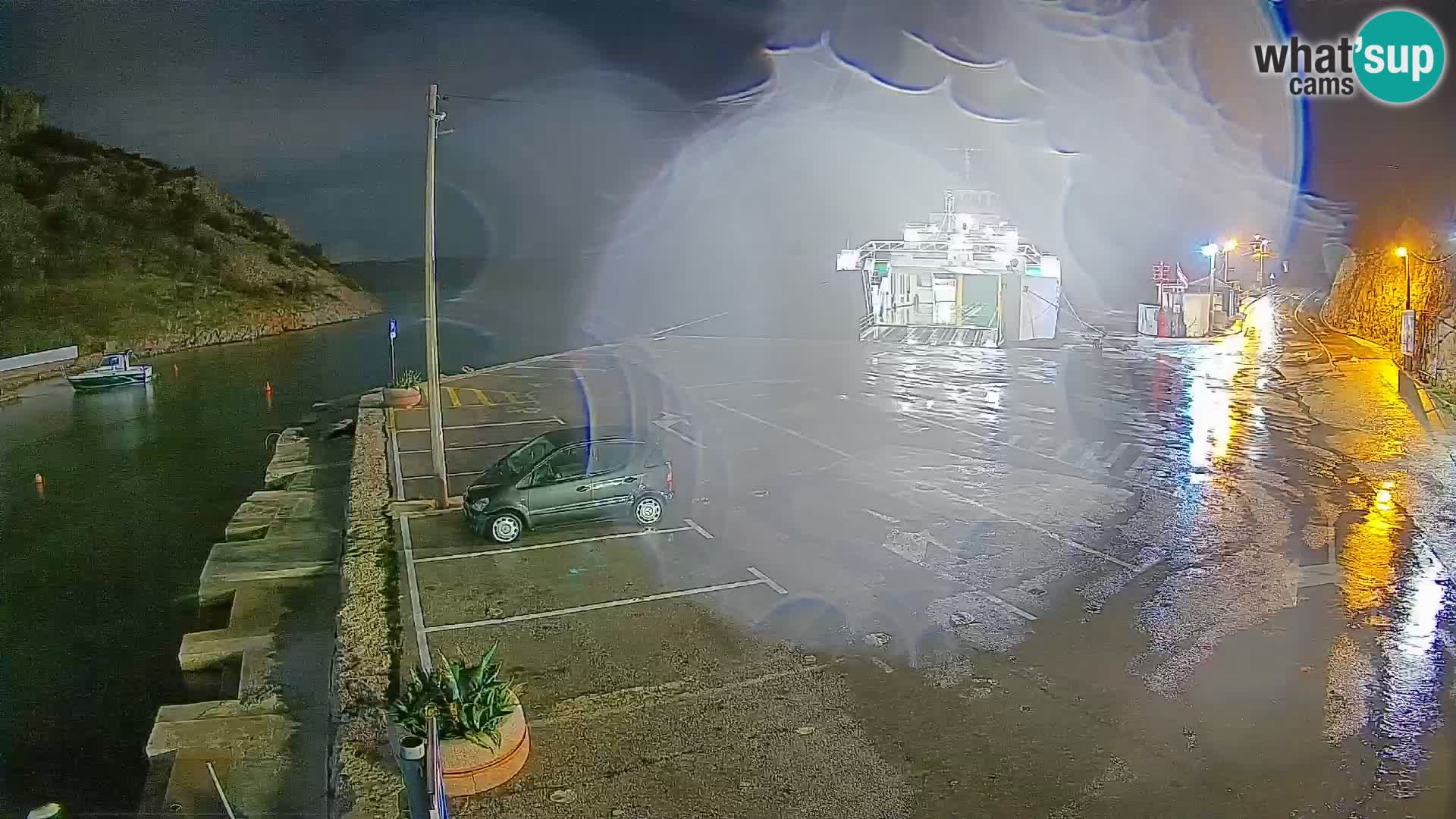 Webcam Prizna ferry port to Pag island