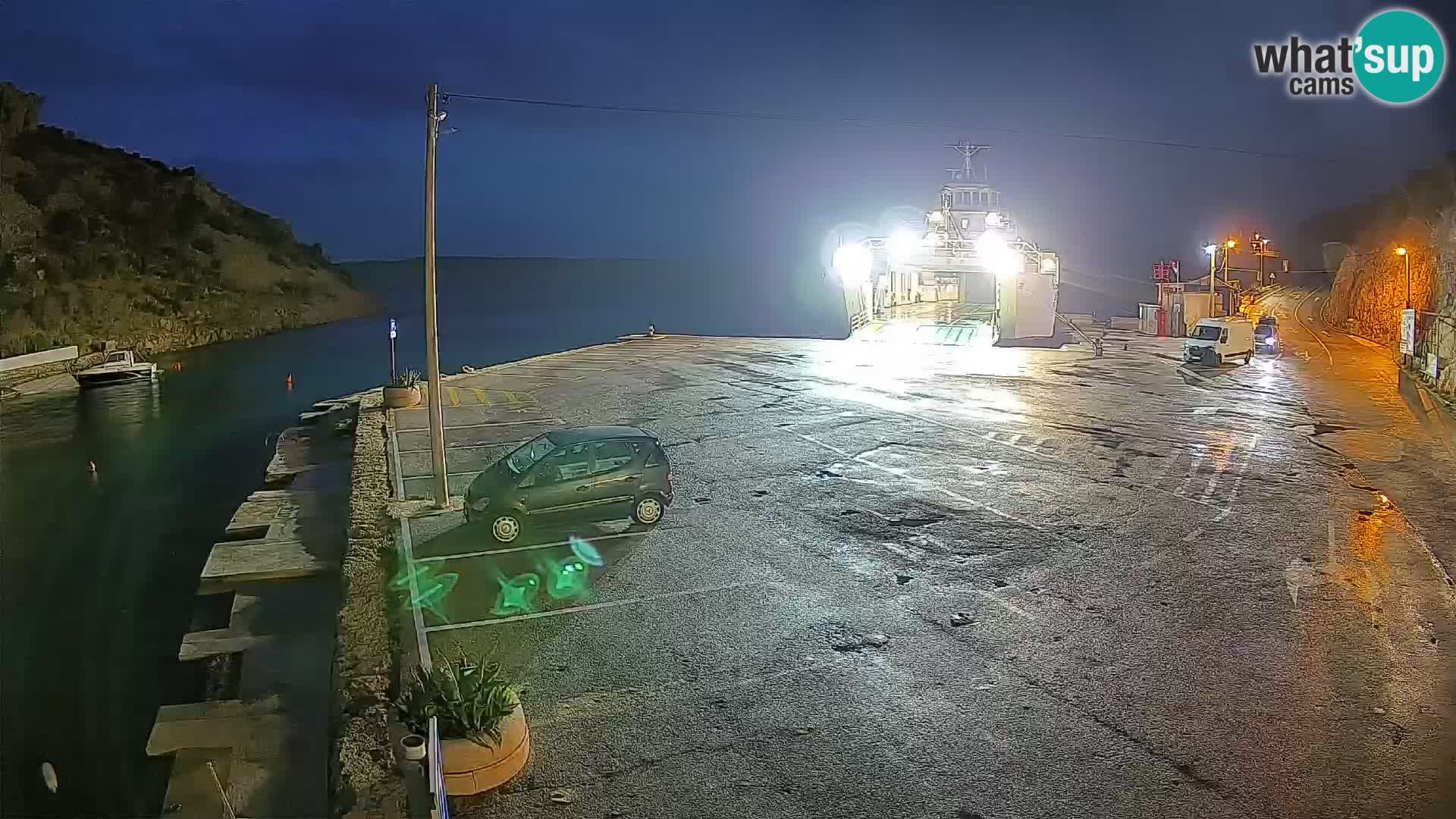 Webcam Prizna ferry port to Pag island