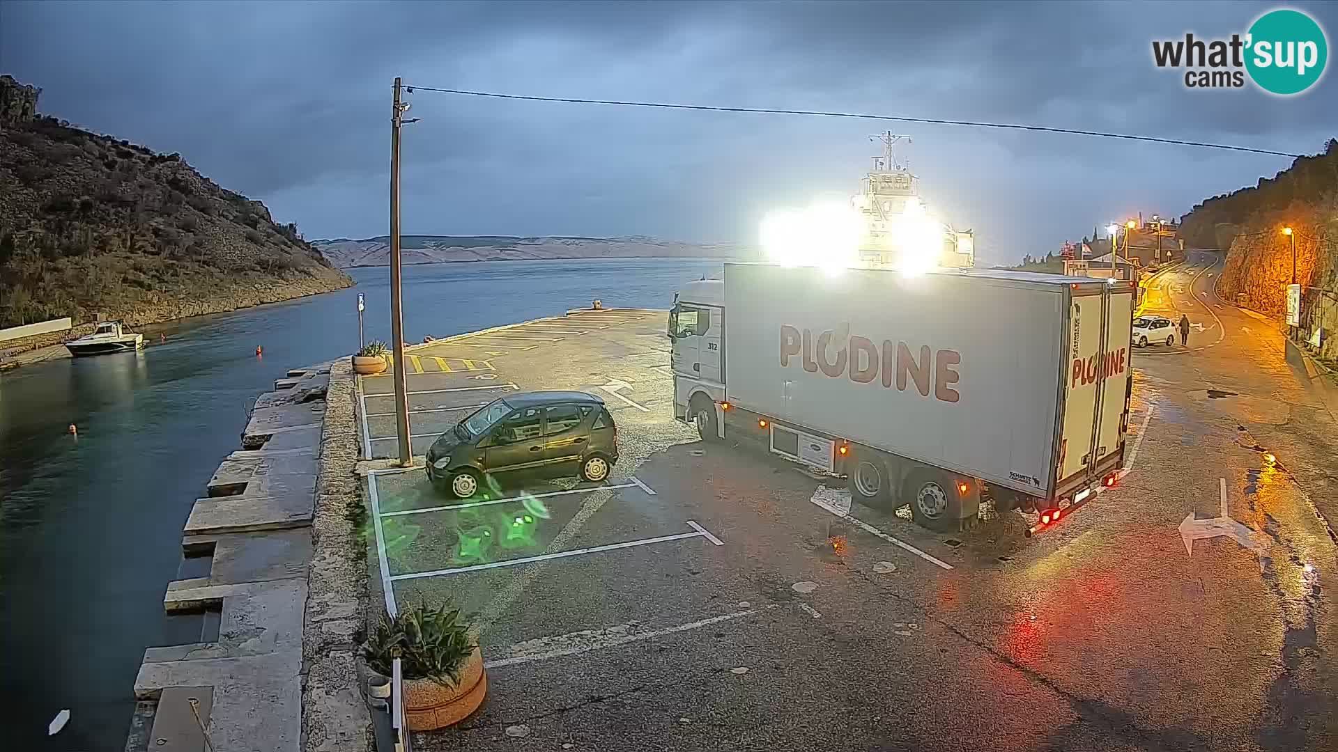 Webcam port de ferry de Prizna – vers l’île de Pag