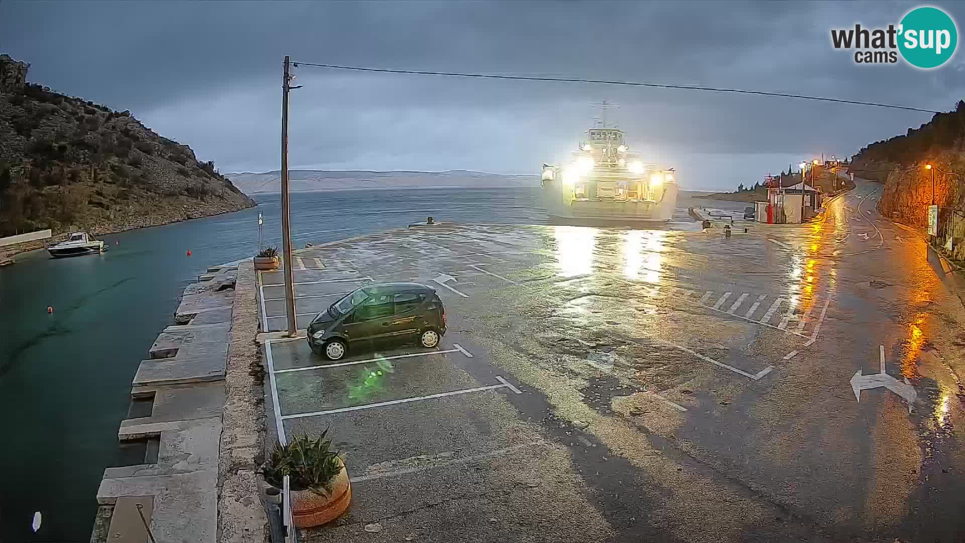 Webcam Fährhafen Prizna – zur Insel Pag