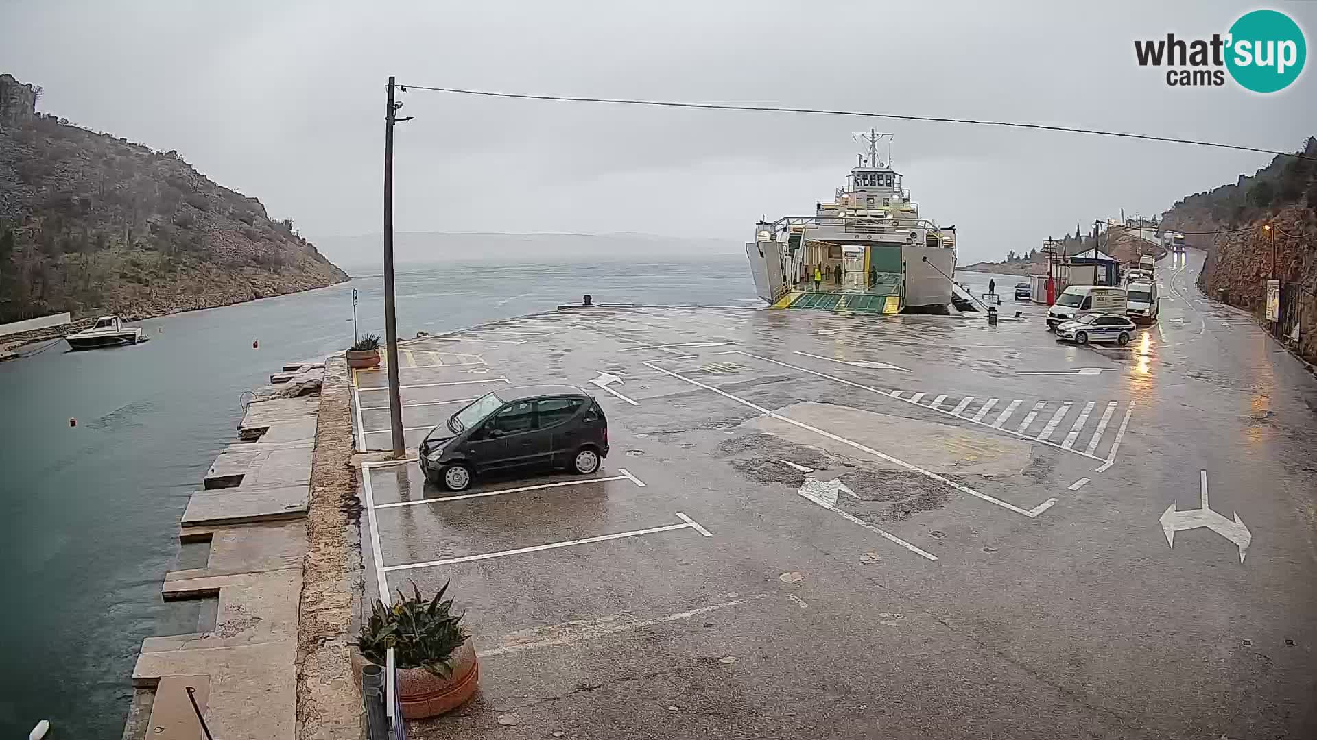 Webcam Prizna ferry port to Pag island