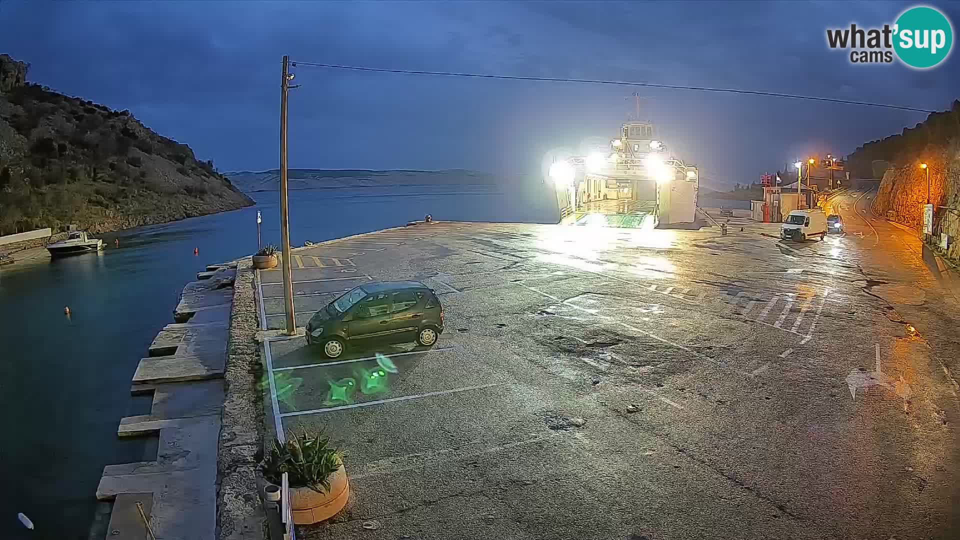 Webcam Fährhafen Prizna – zur Insel Pag