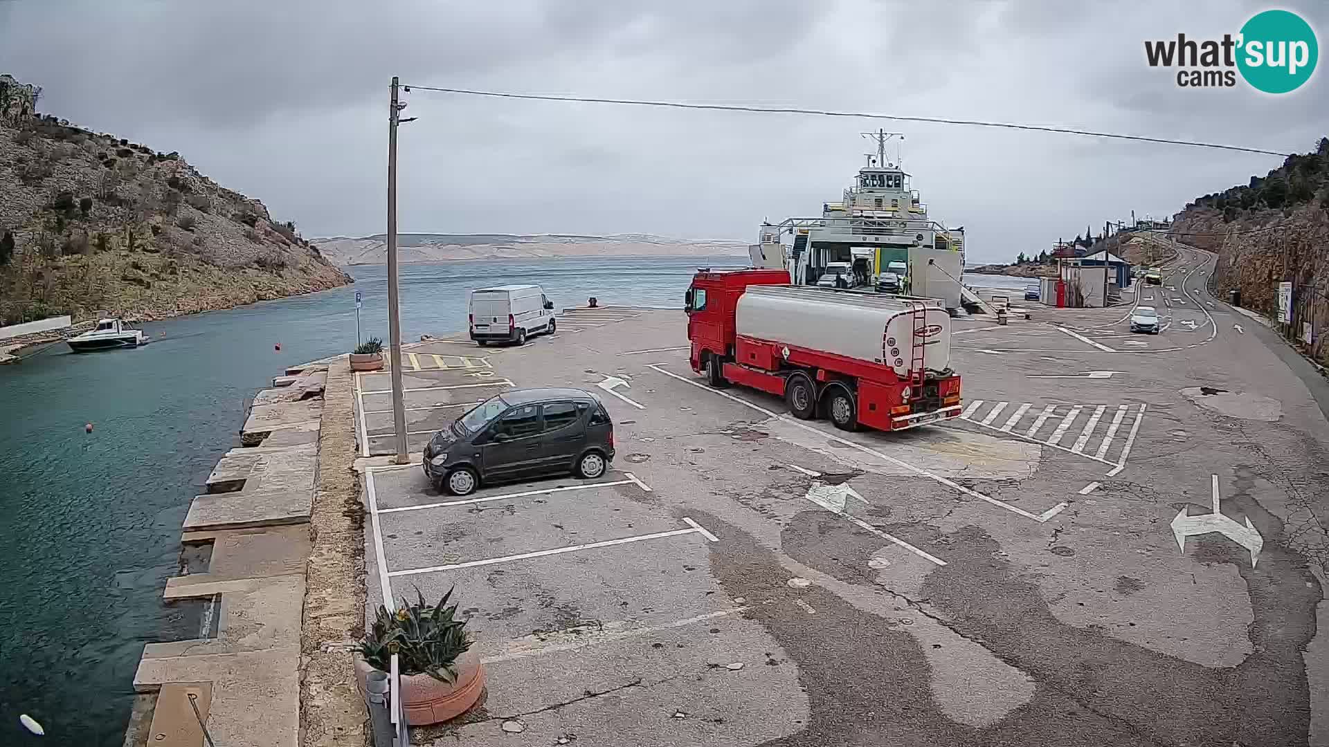 Webcam Fährhafen Prizna – zur Insel Pag