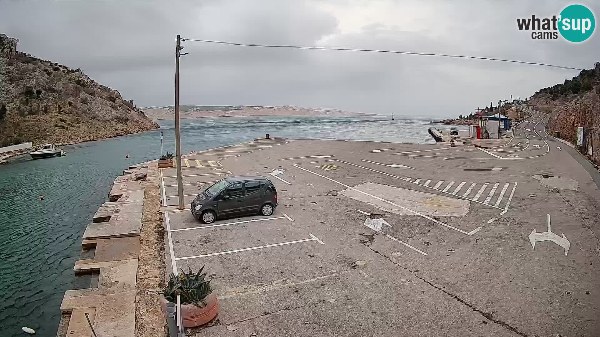 Webcam port de ferry de Prizna – vers l’île de Pag