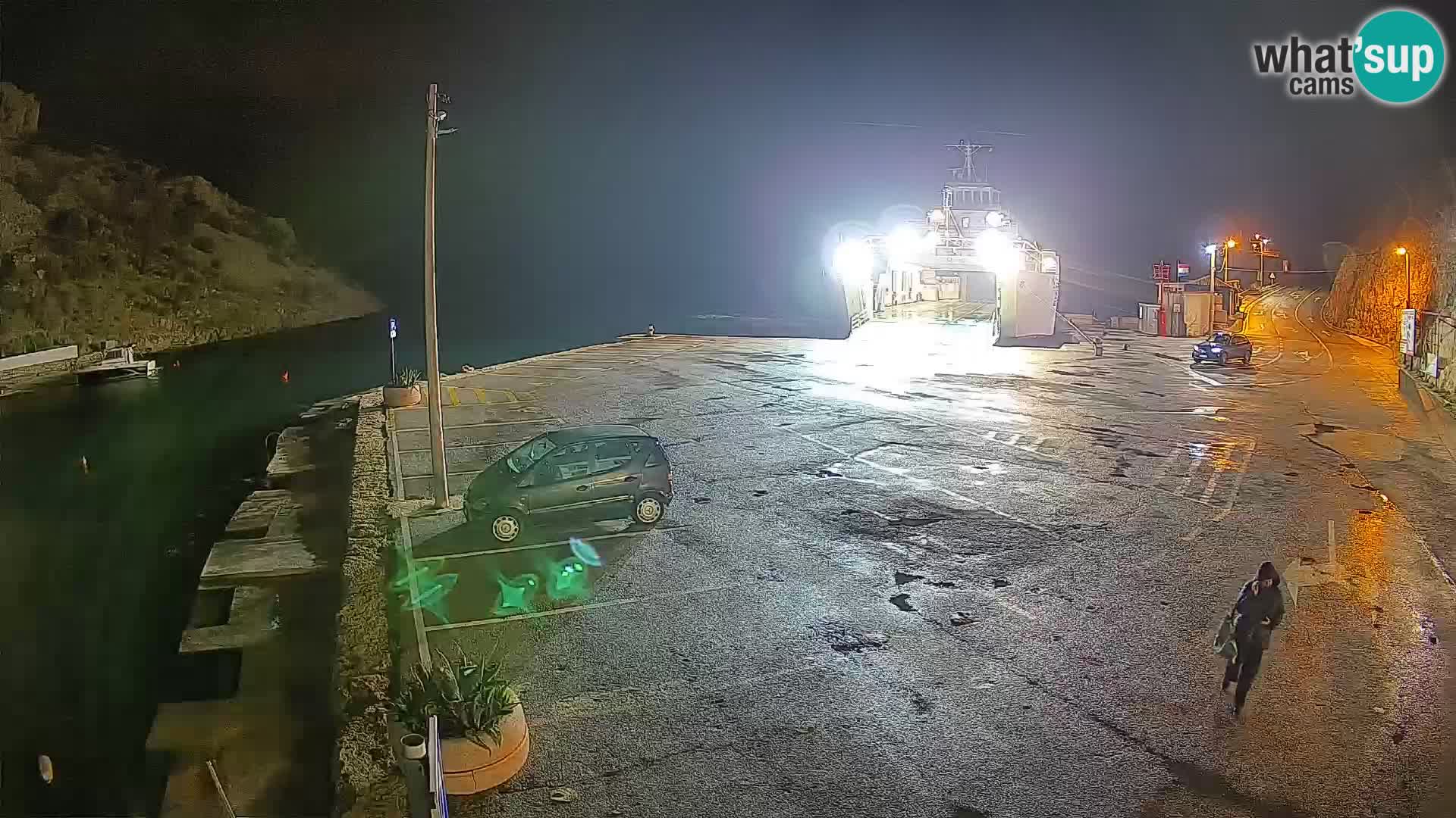 Webcam del puerto de ferris de Prizna – hacia la isla de Pag