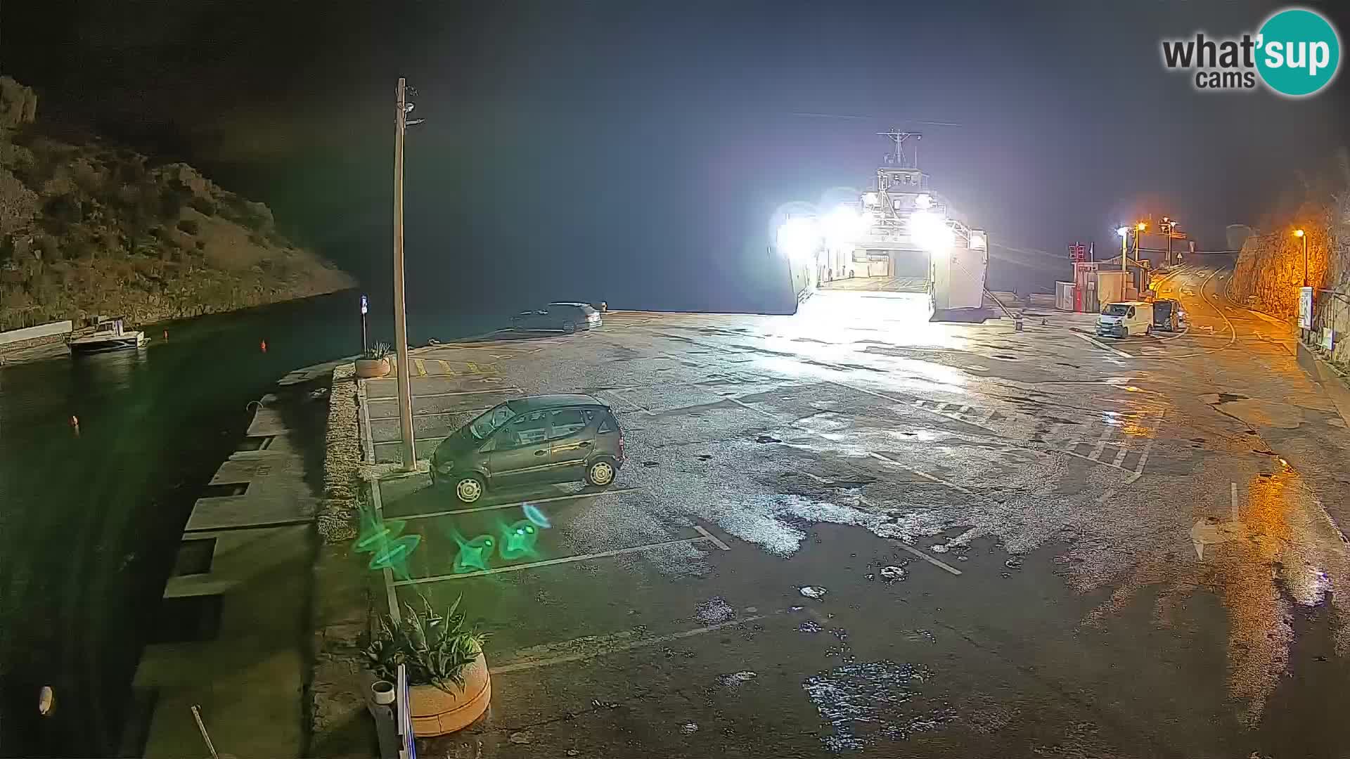 Webcam Prizna ferry port to Pag island