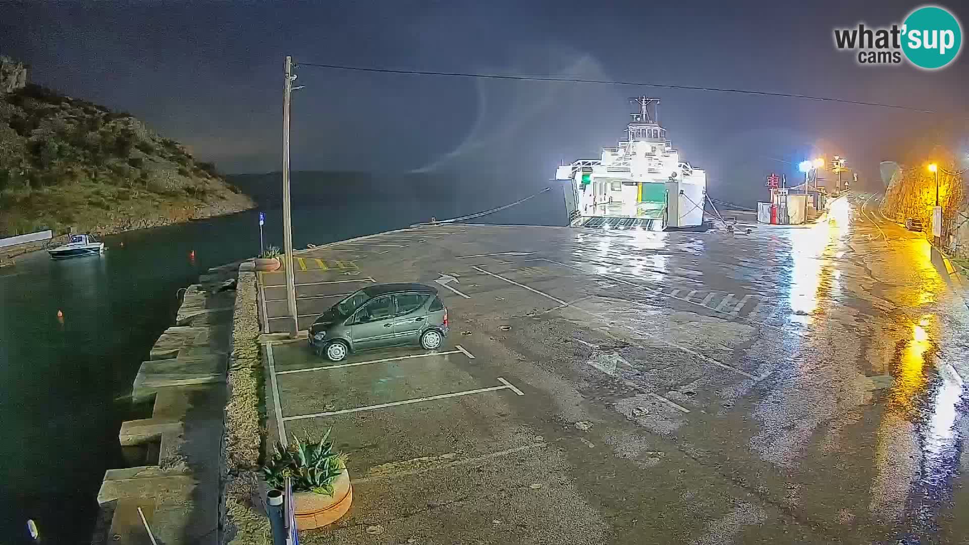 Webcam Prizna ferry port to Pag island