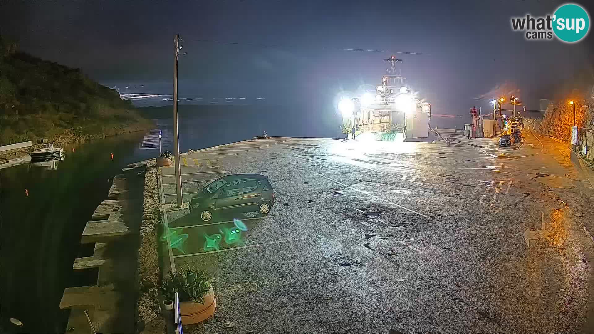 Webcam del puerto de ferris de Prizna – hacia la isla de Pag