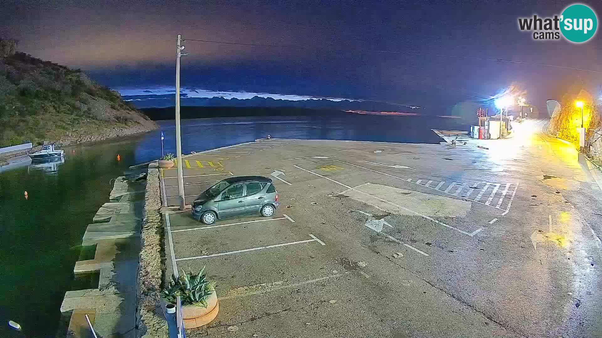 Webcam Prizna ferry port to Pag island