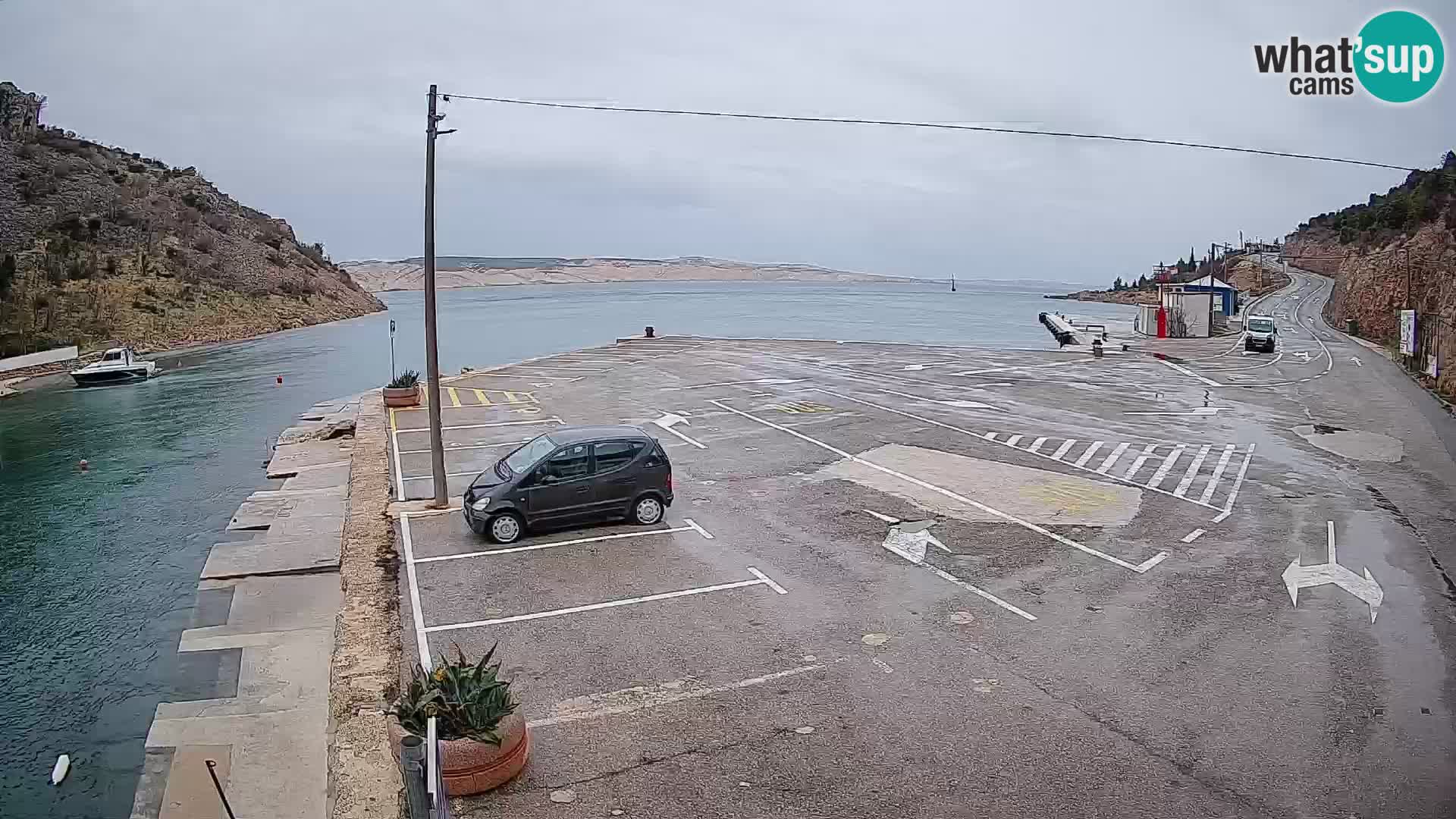 Webcam Prizna ferry port to Pag island
