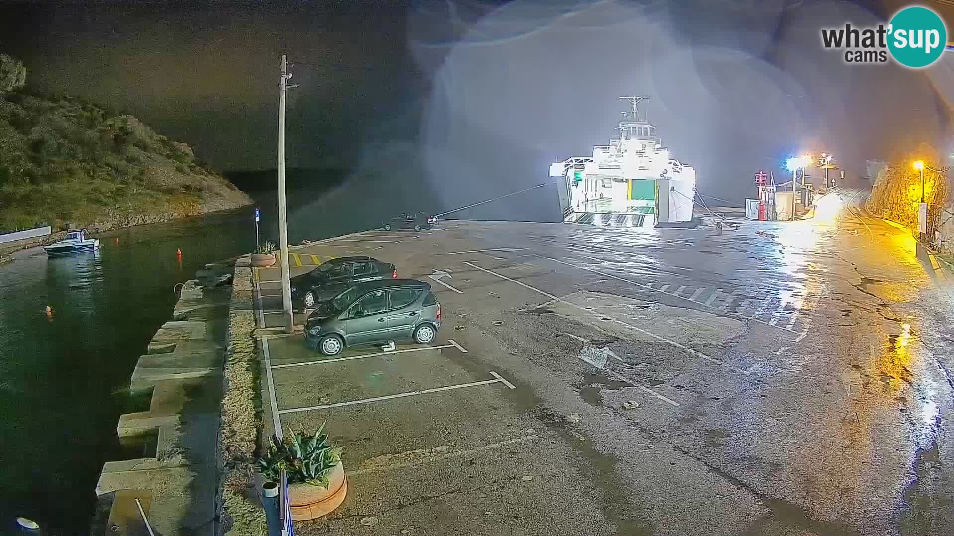 Webcam Prizna ferry port to Pag island