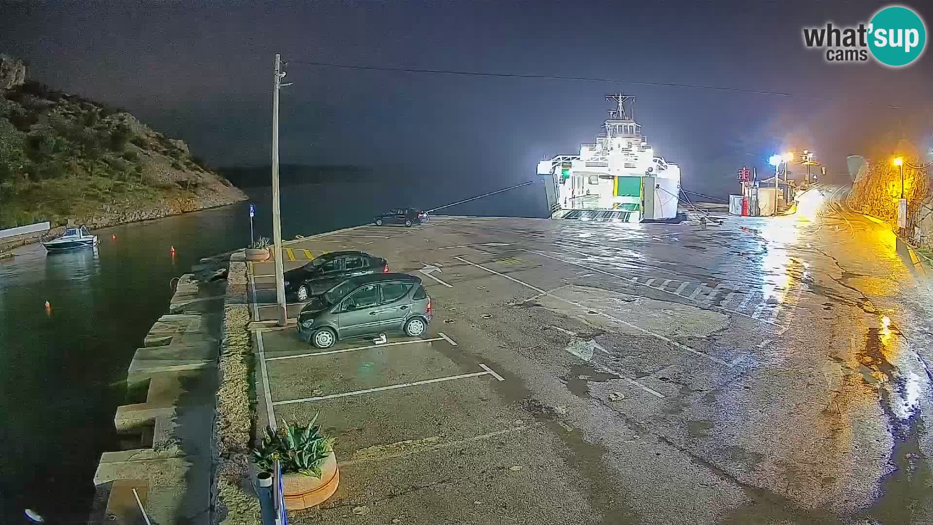 Webcam Prizna ferry port to Pag island