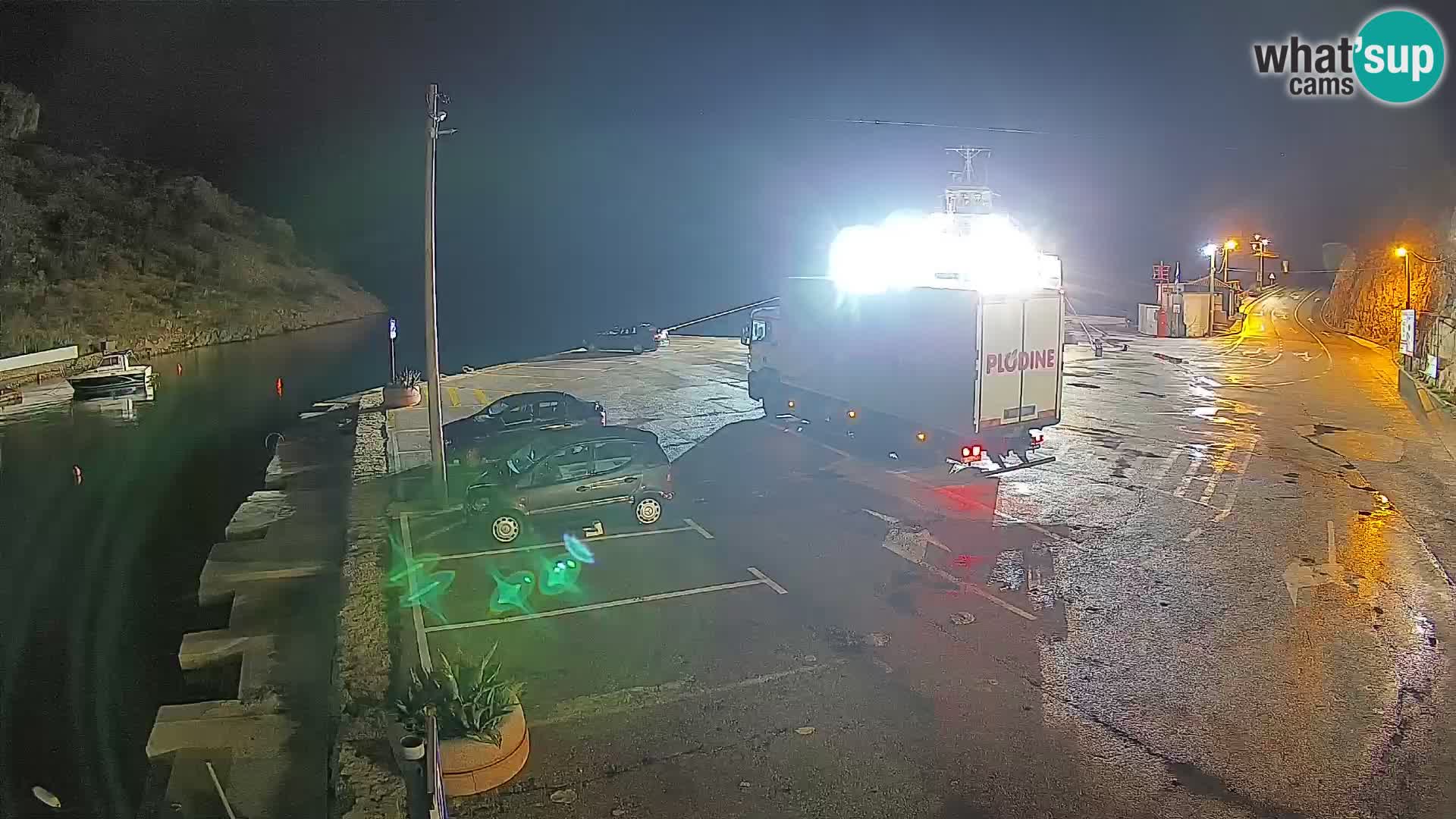 Webcam del puerto de ferris de Prizna – hacia la isla de Pag