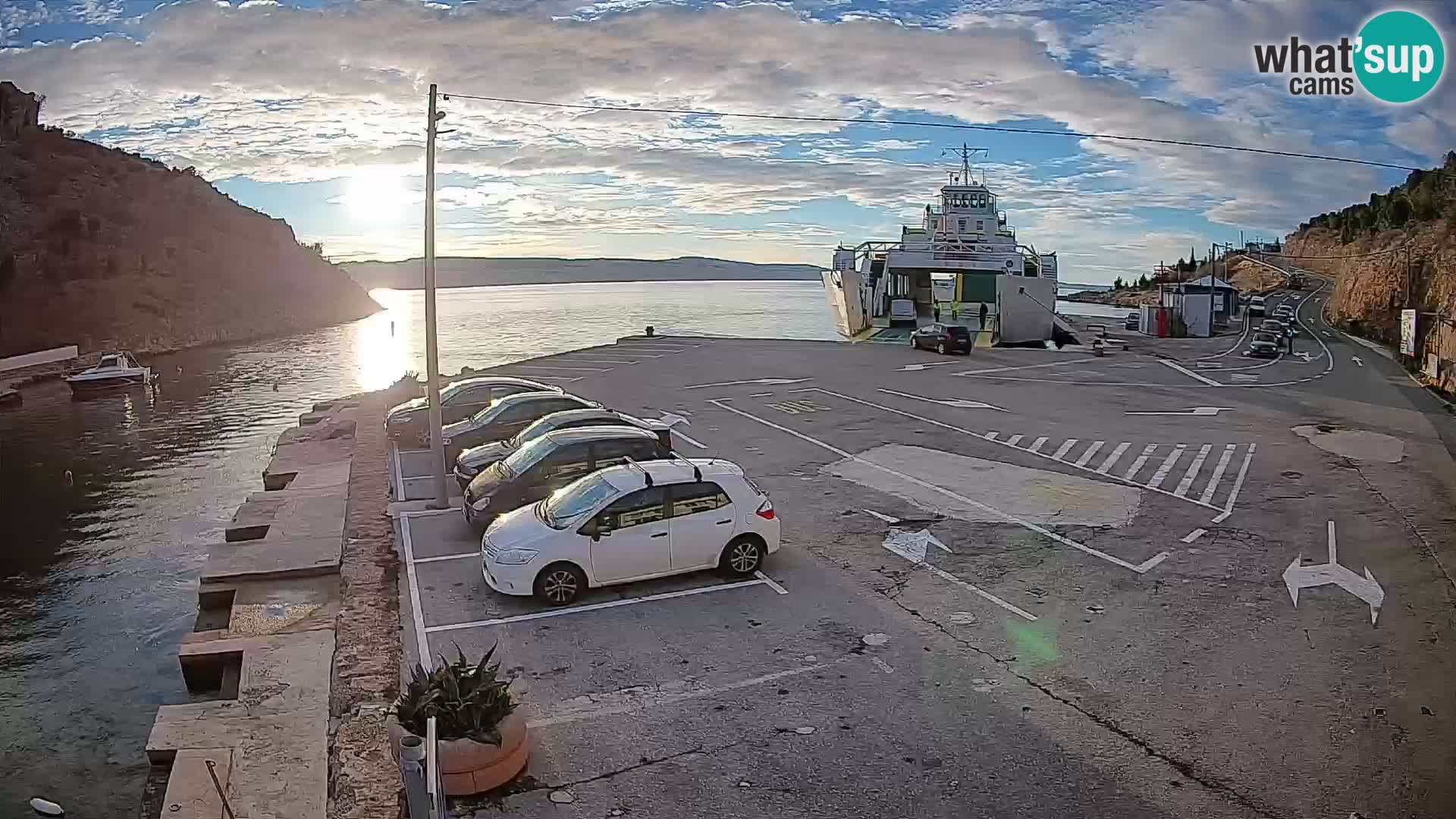 Webcam Fährhafen Prizna – zur Insel Pag