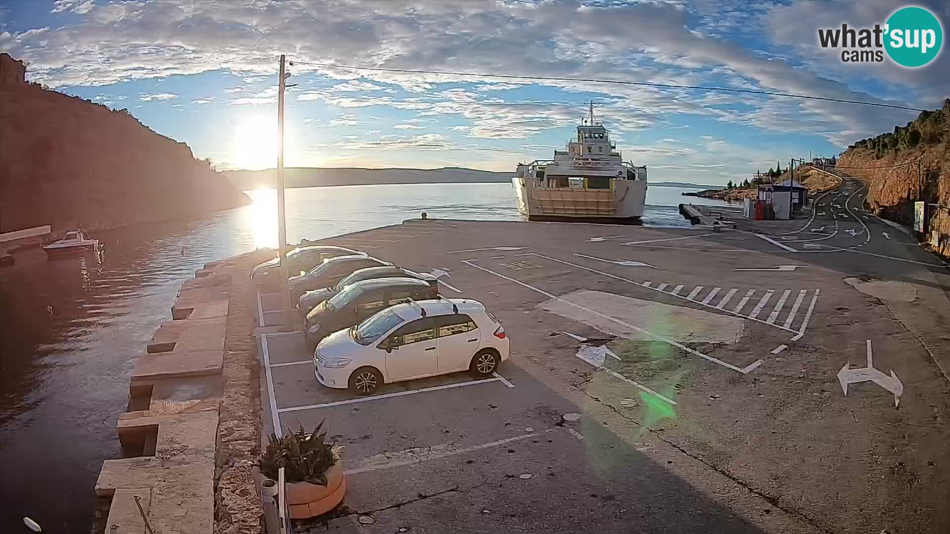 Webcam port de ferry de Prizna – vers l’île de Pag