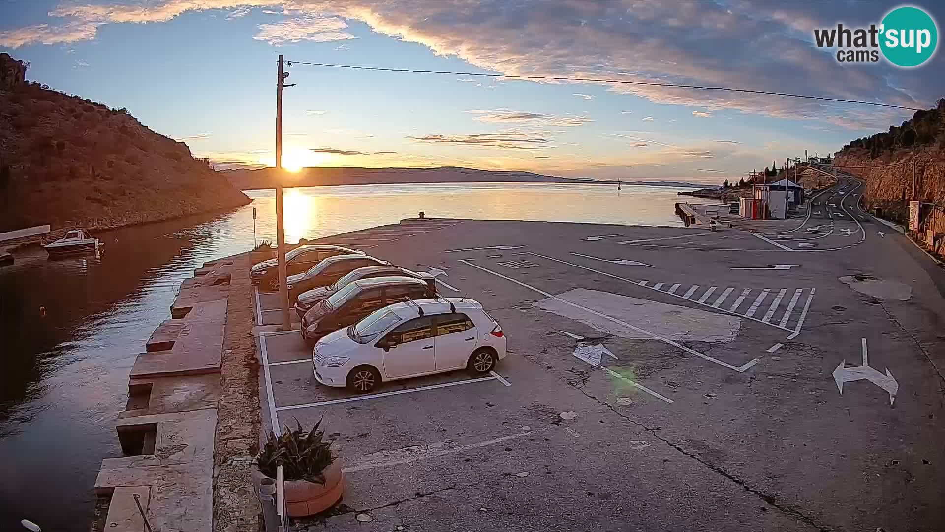 Webcam port de ferry de Prizna – vers l’île de Pag