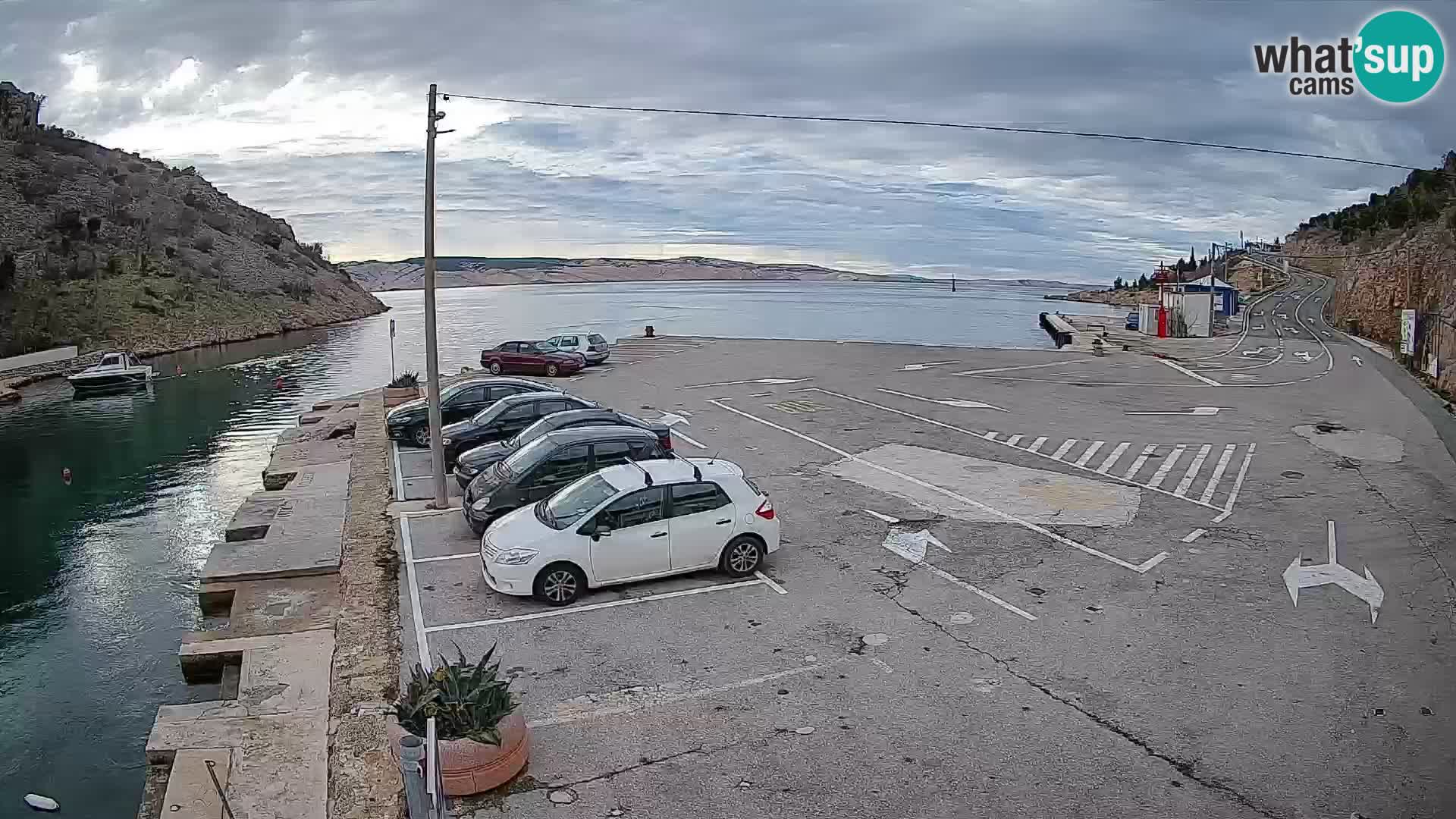 Webcam Prizna ferry port to Pag island