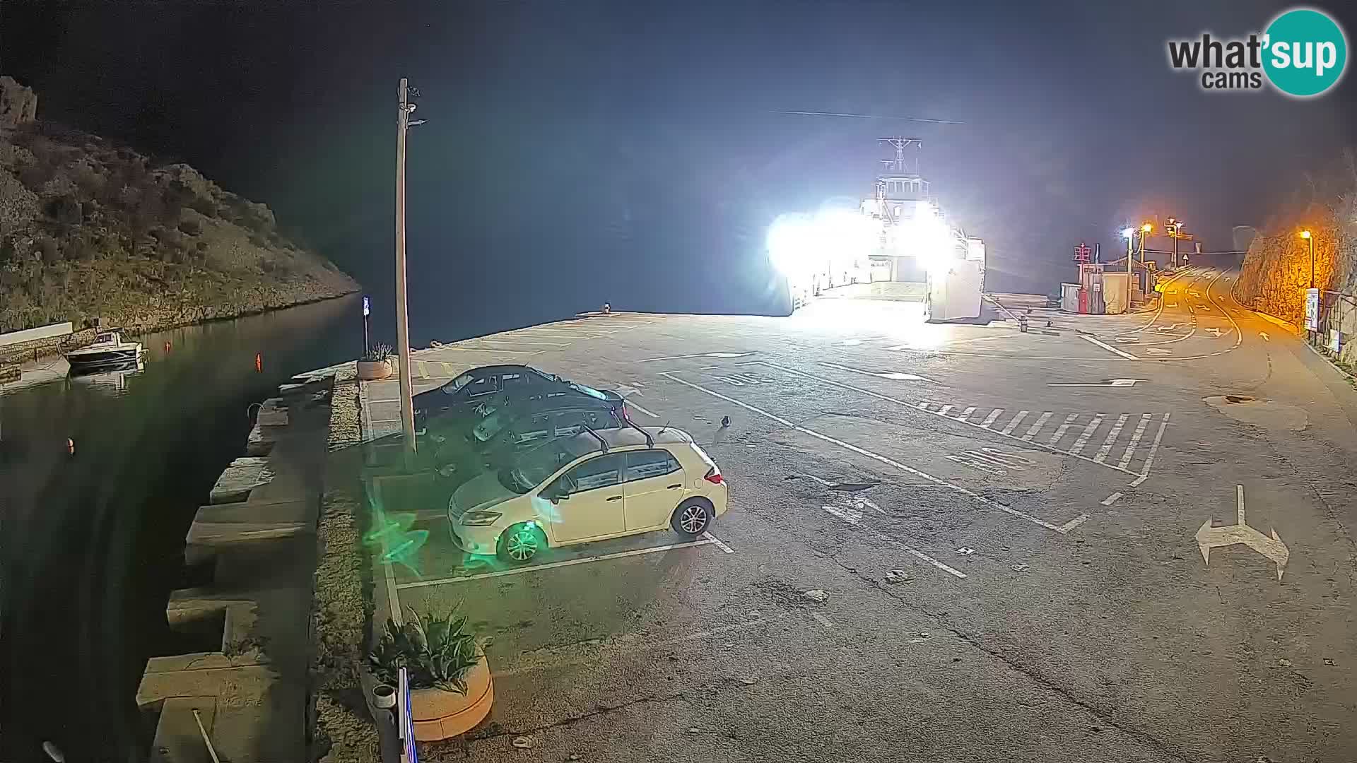 Webcam Prizna ferry port to Pag island